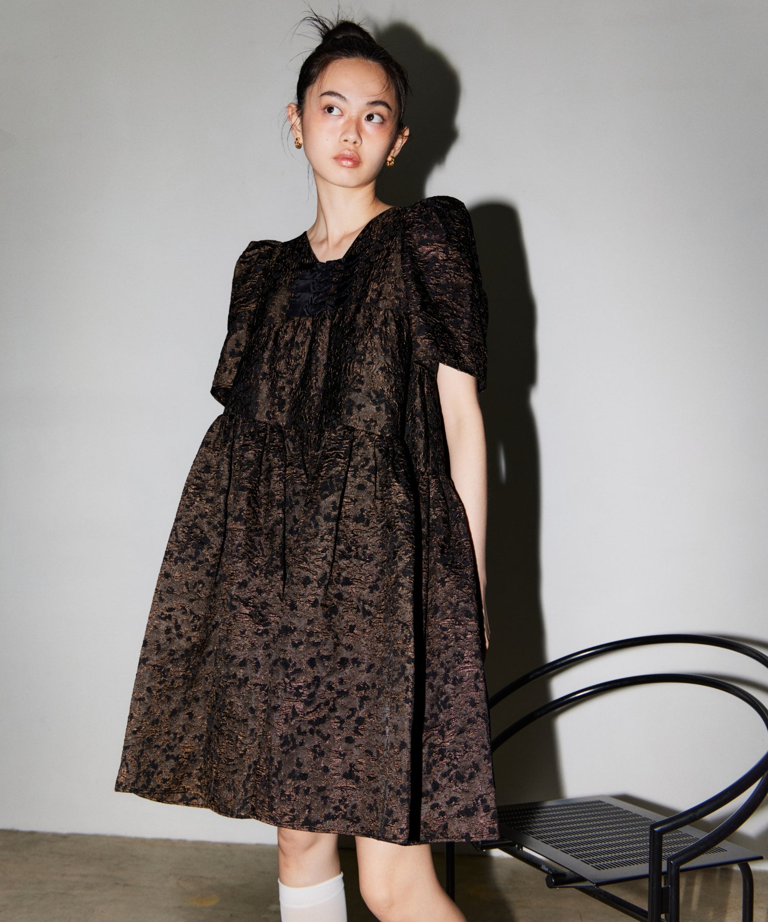 EDGE RIBBON MINI DRESS
