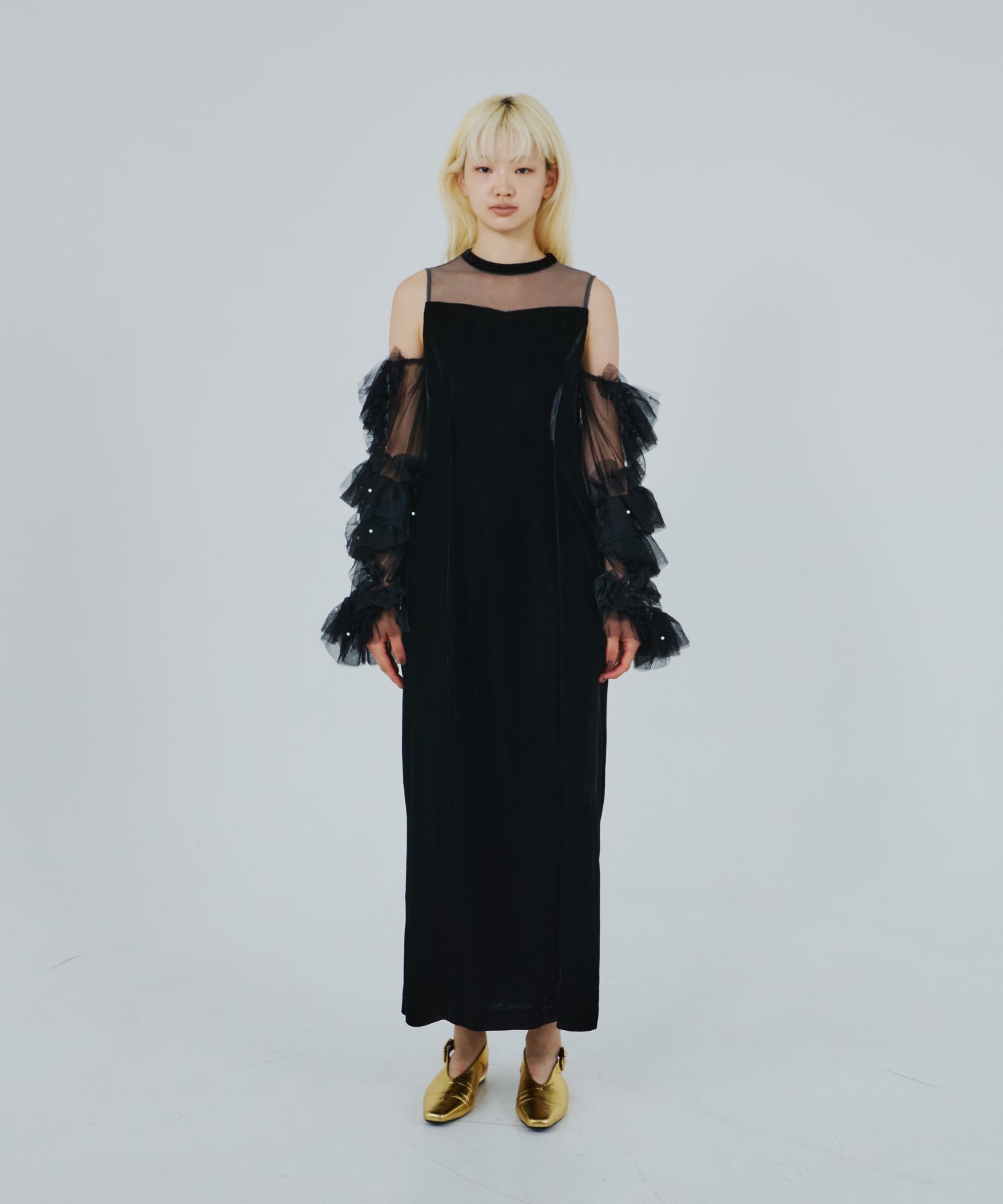 DETACHED SLEEVE DRESS