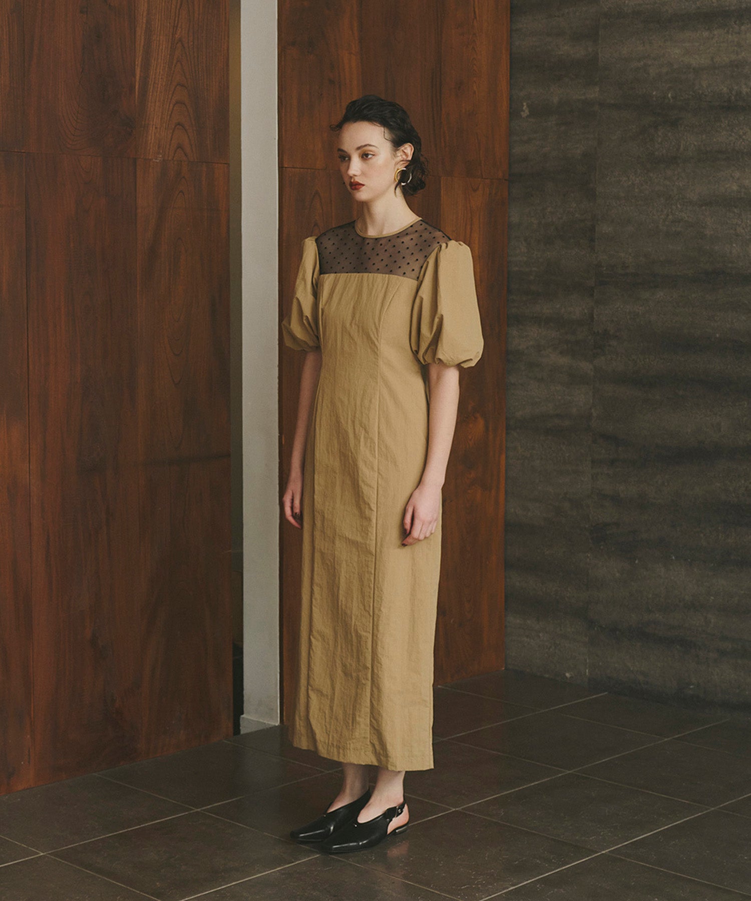 DECOLLETE DOT DRESS