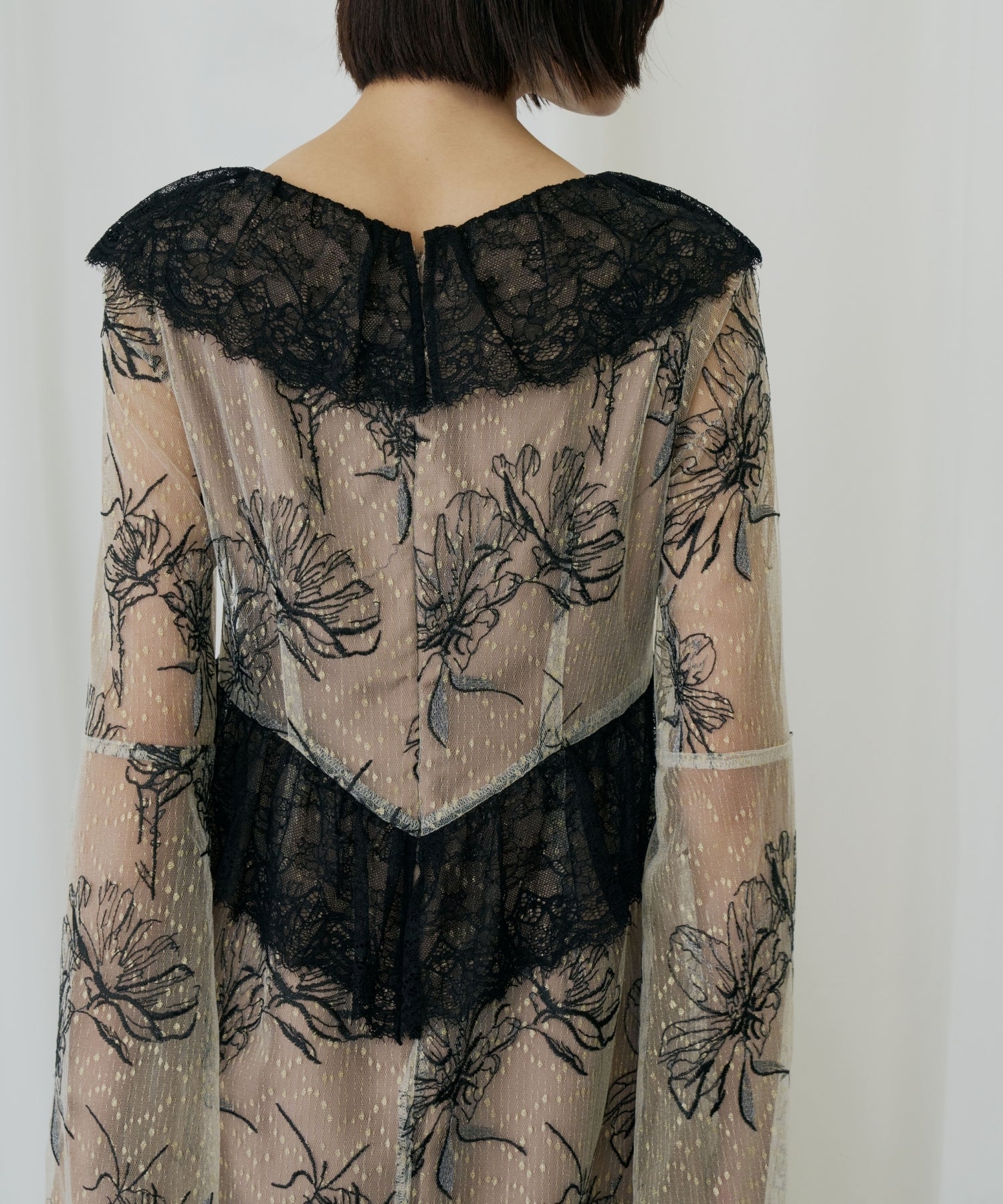 CROSS LACE FLOWER DRESS