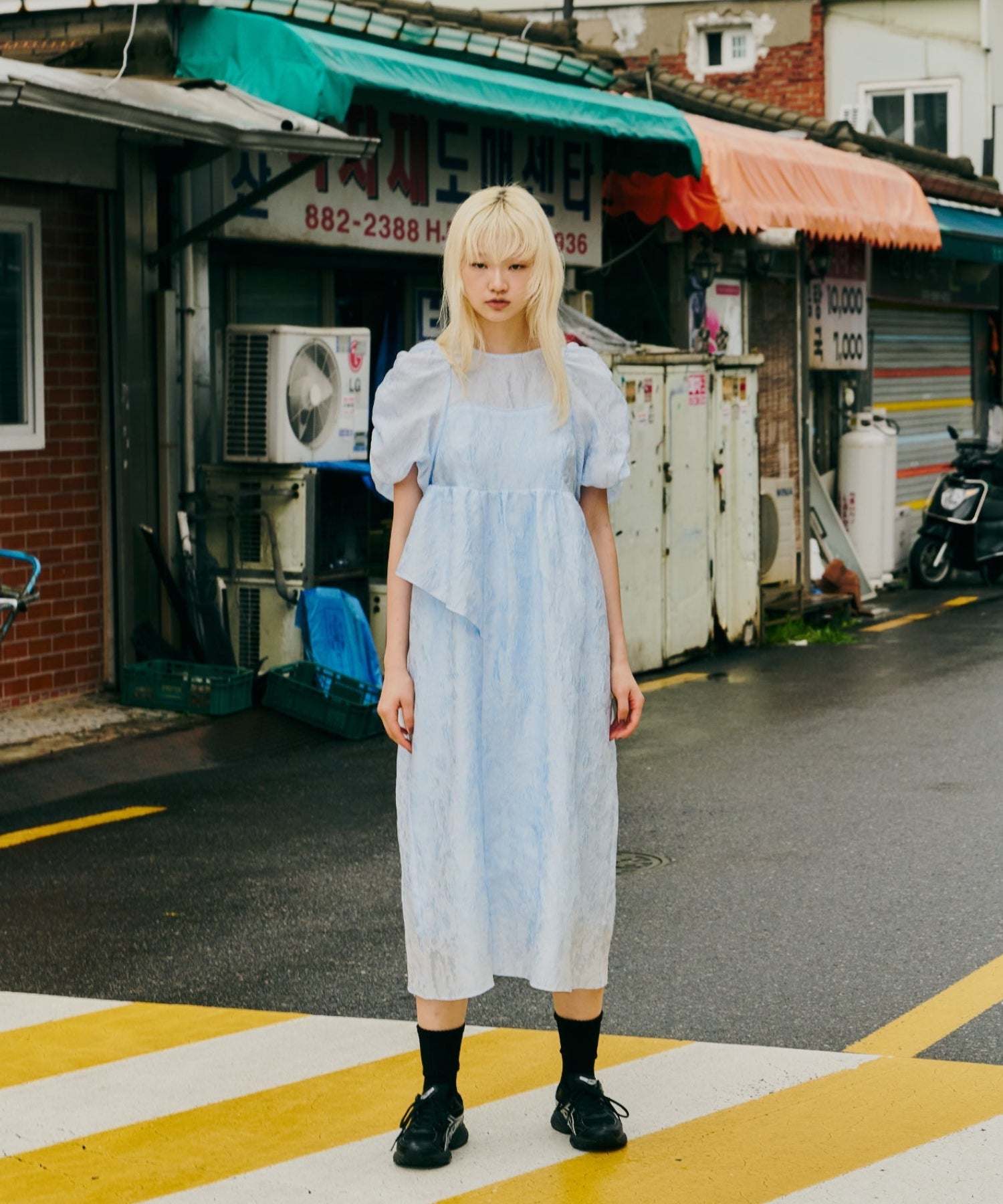 BUBBLE SLEEVE JACQUARD DRESS