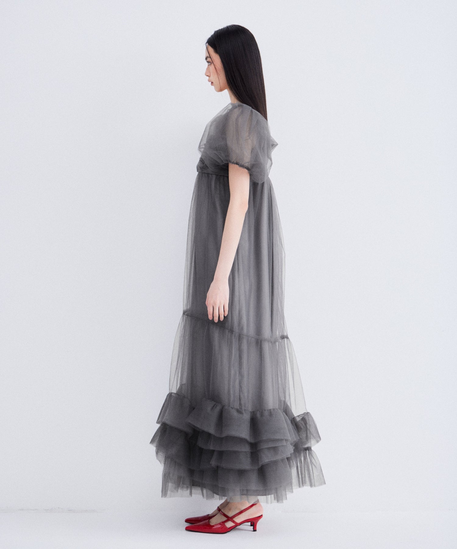 VOLUME TULLE PUFF SLEEVE DRESS