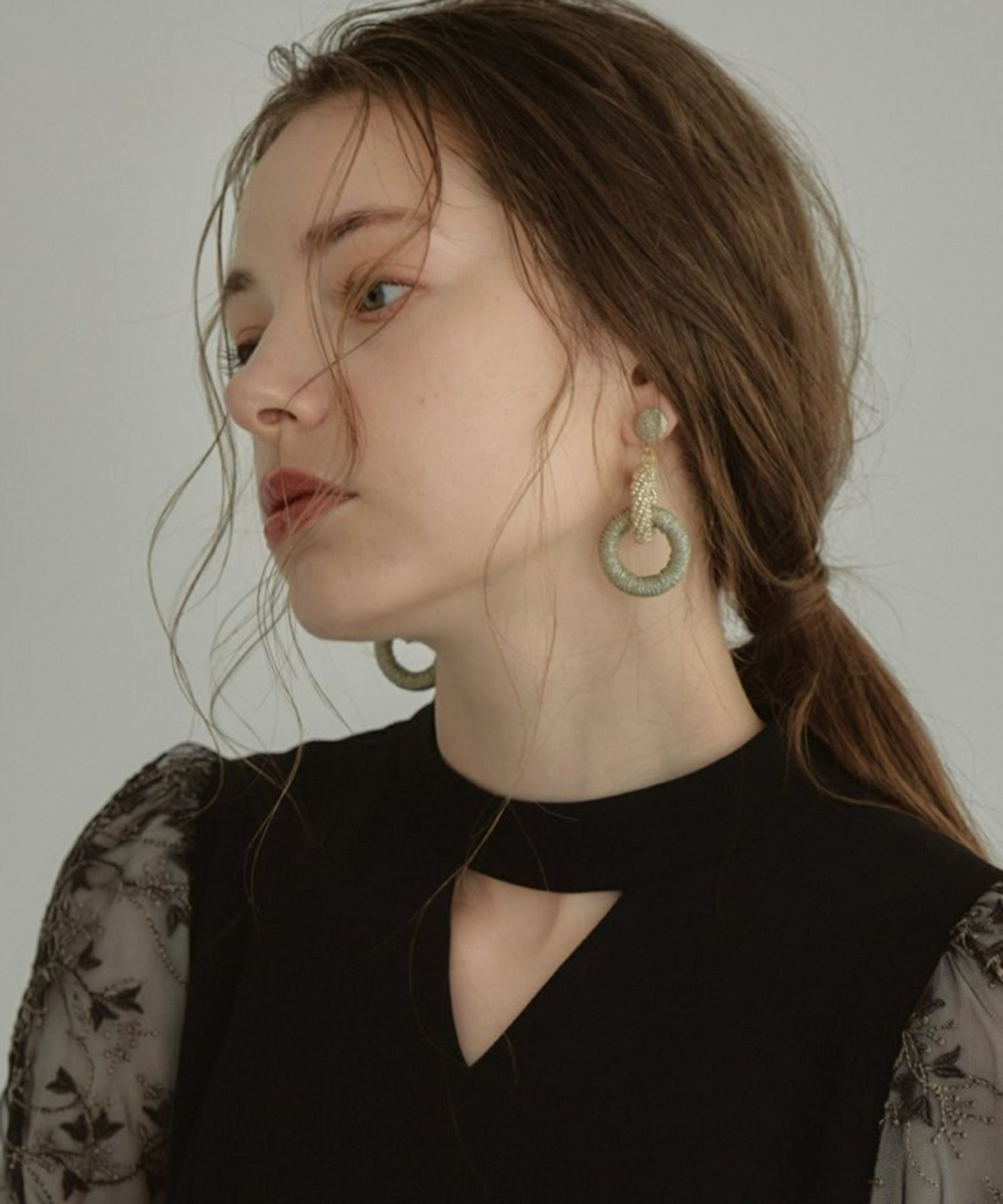 BEADS MOTIF HOOP