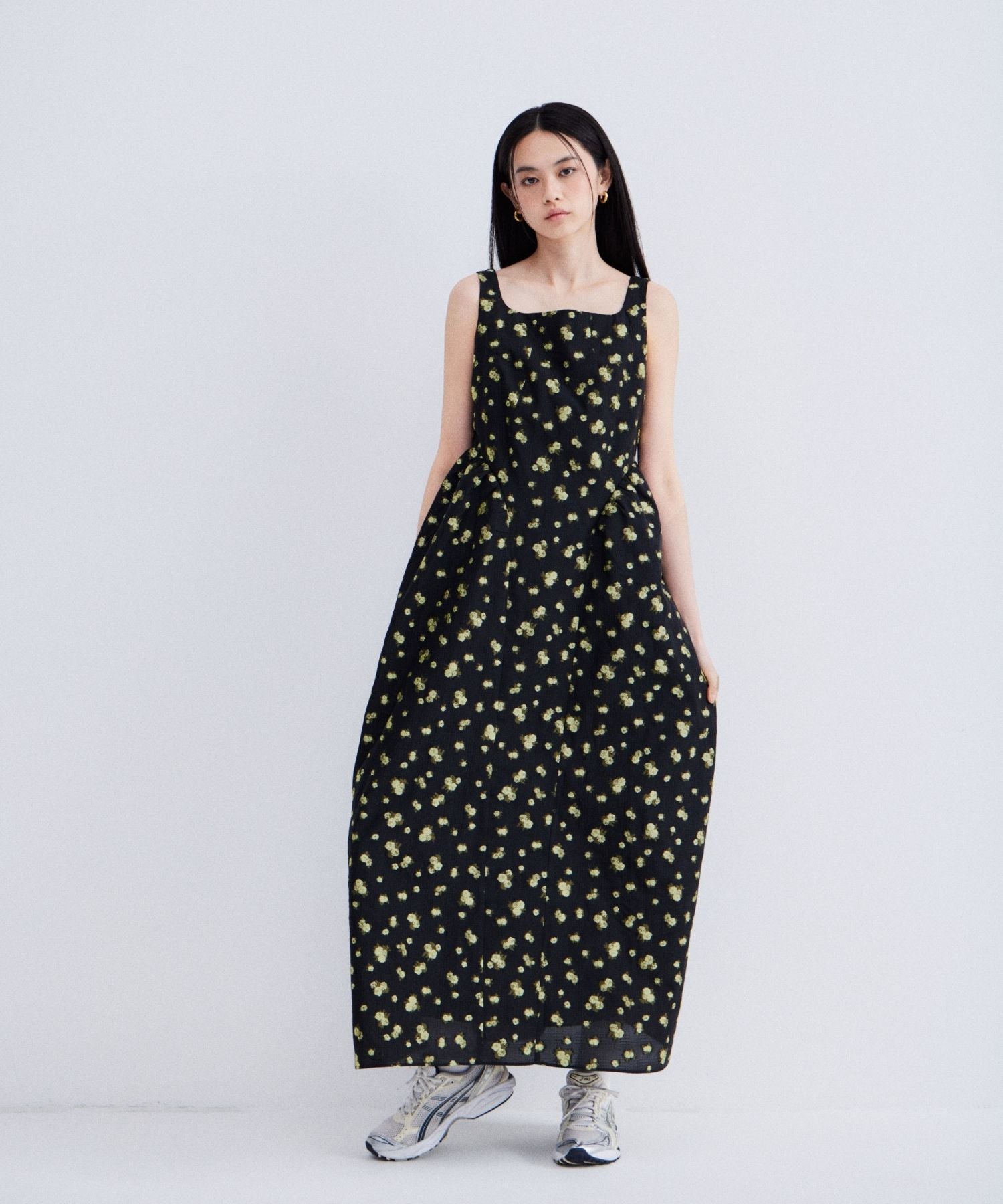 FLOWER JACQUARD FORME DRESS