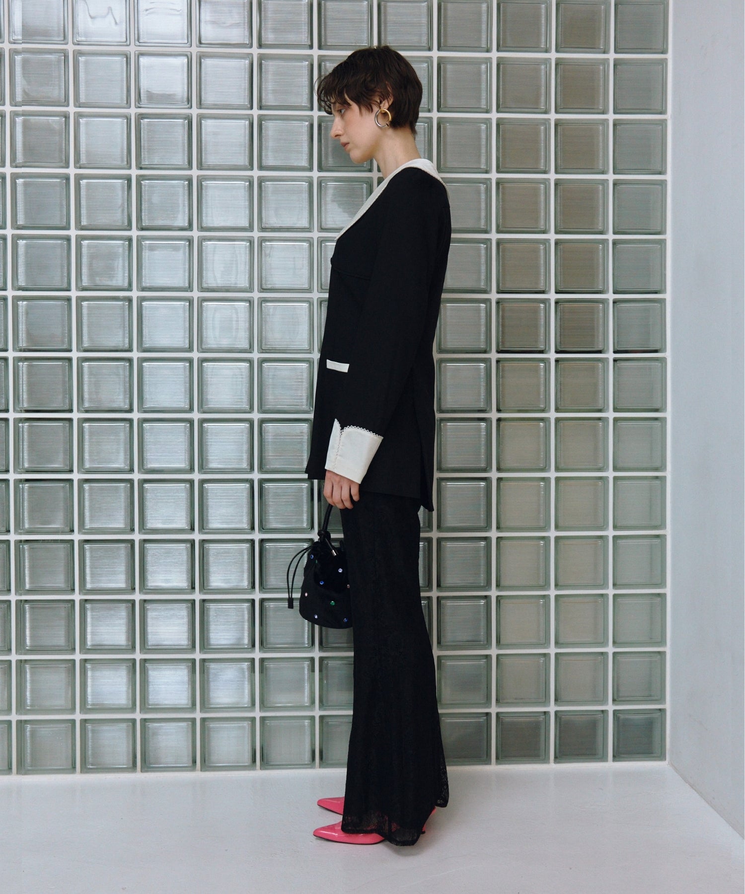 CONTRAST COLLAR SET UP DRESS