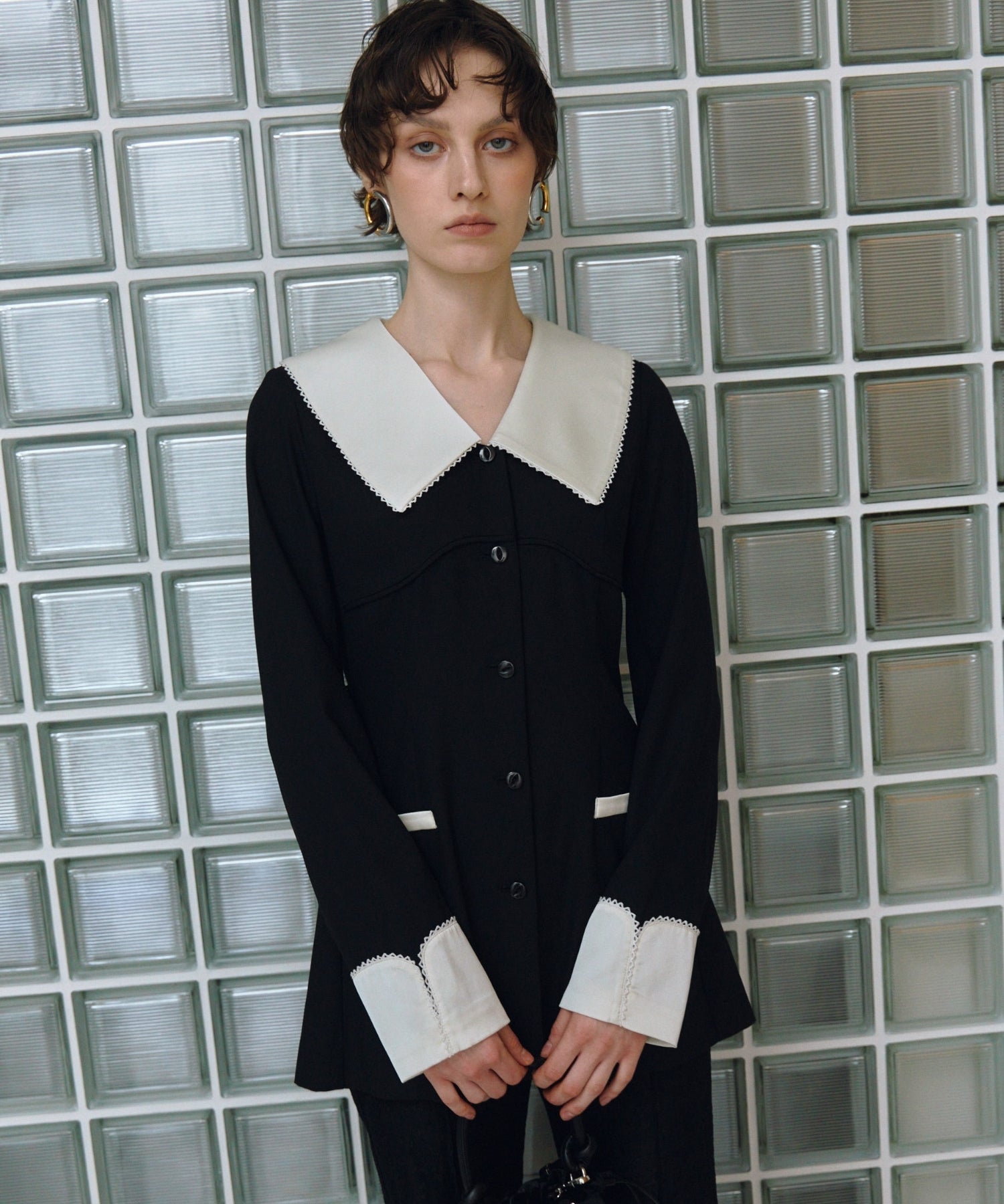 CONTRAST COLLAR SET UP DRESS