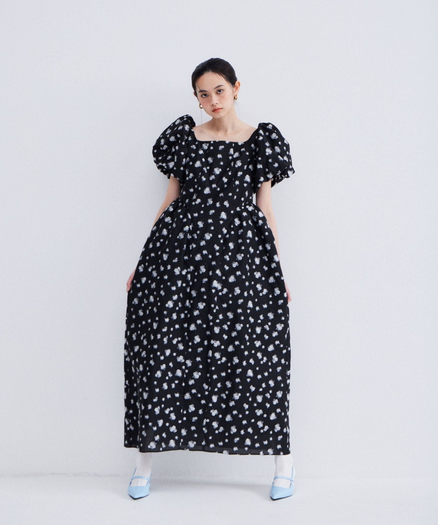 FLOWER JACQUARD FORME DRESS