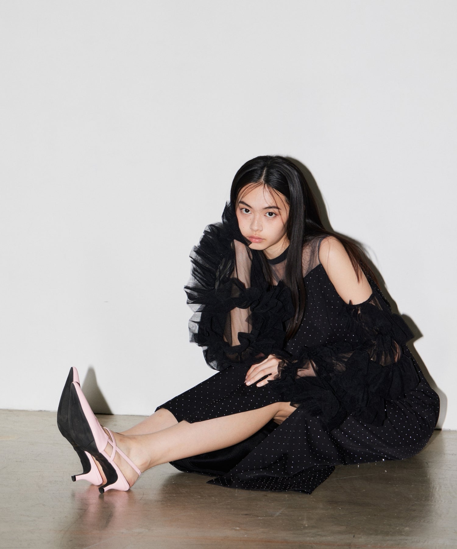 DETACHED SLEEVE DRESS
