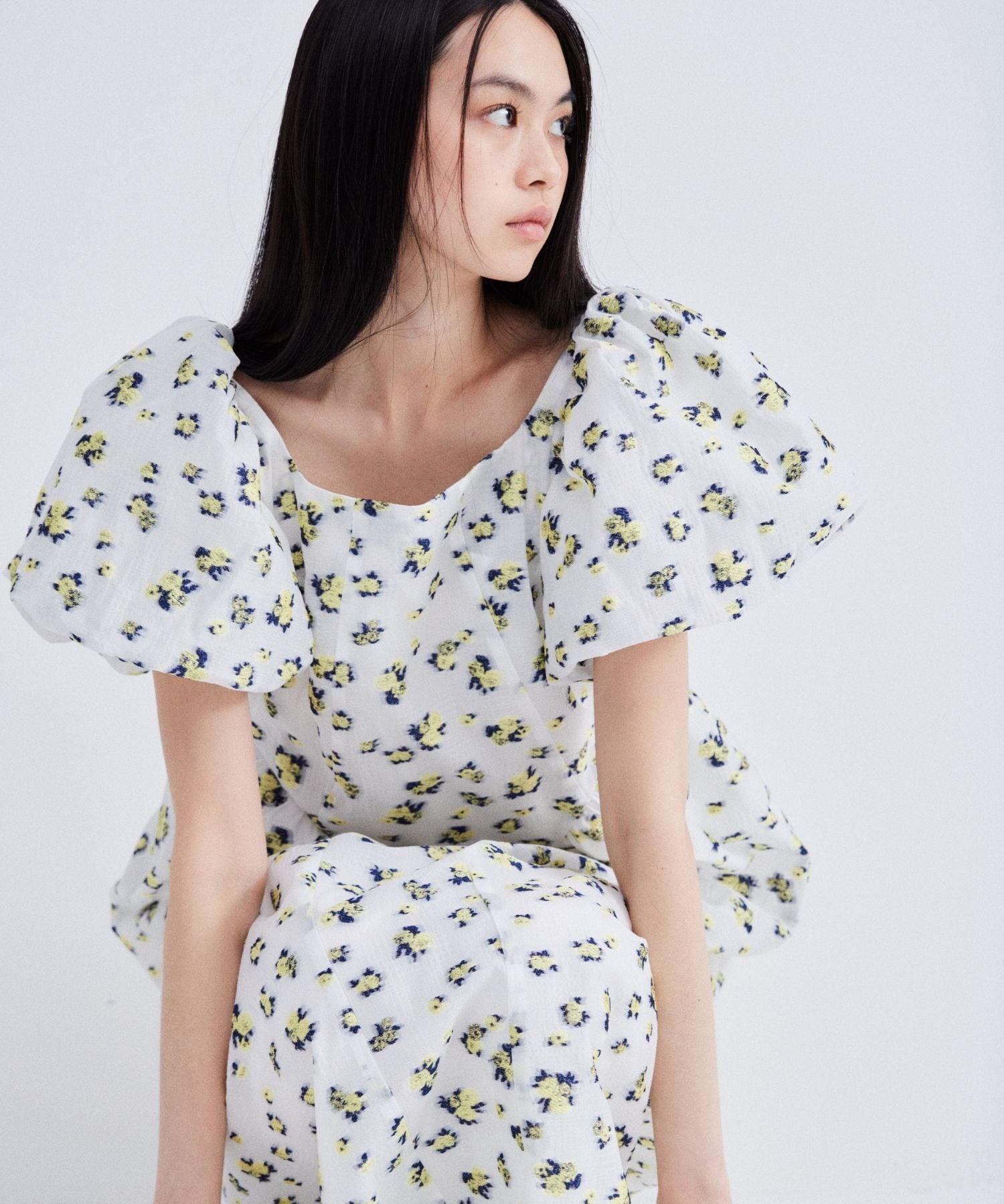 FLOWER JACQUARD FORME DRESS