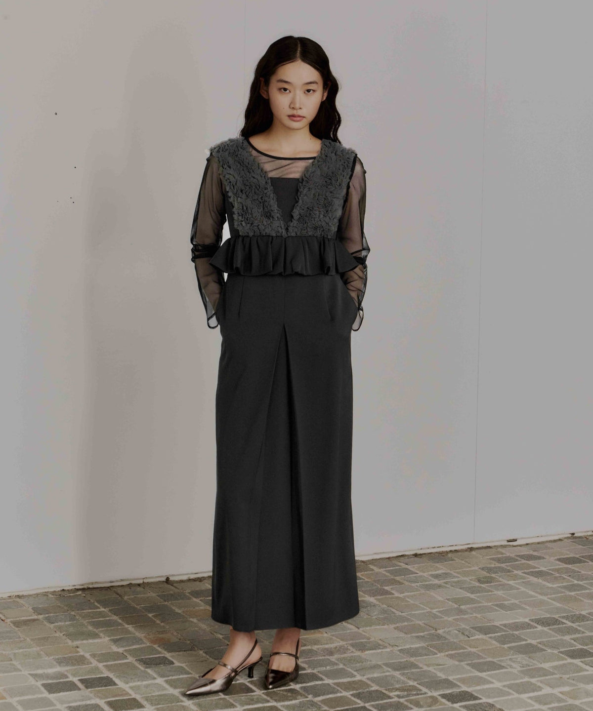 VOLUME TULLE PEPLUM DRESS