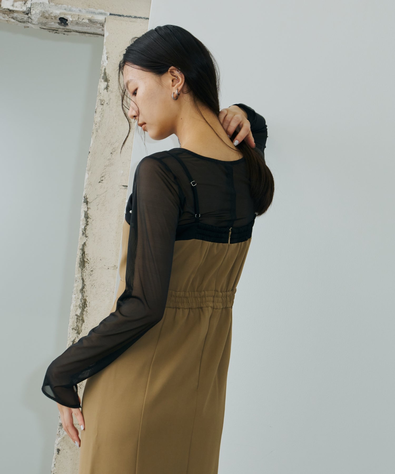 DROPPED PEARL DRESS