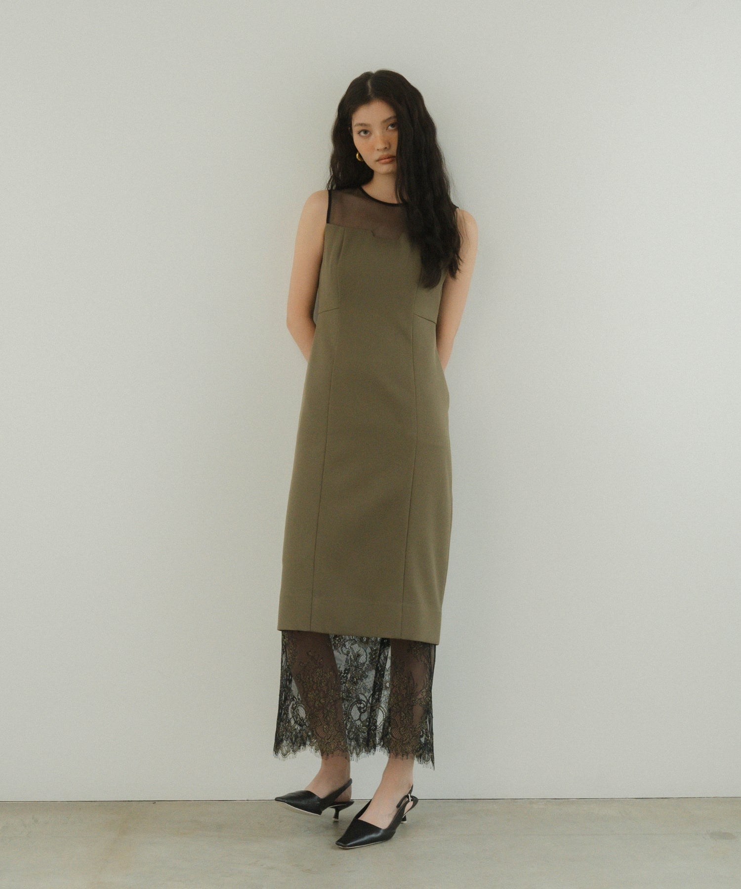 HEM LACE DRESS