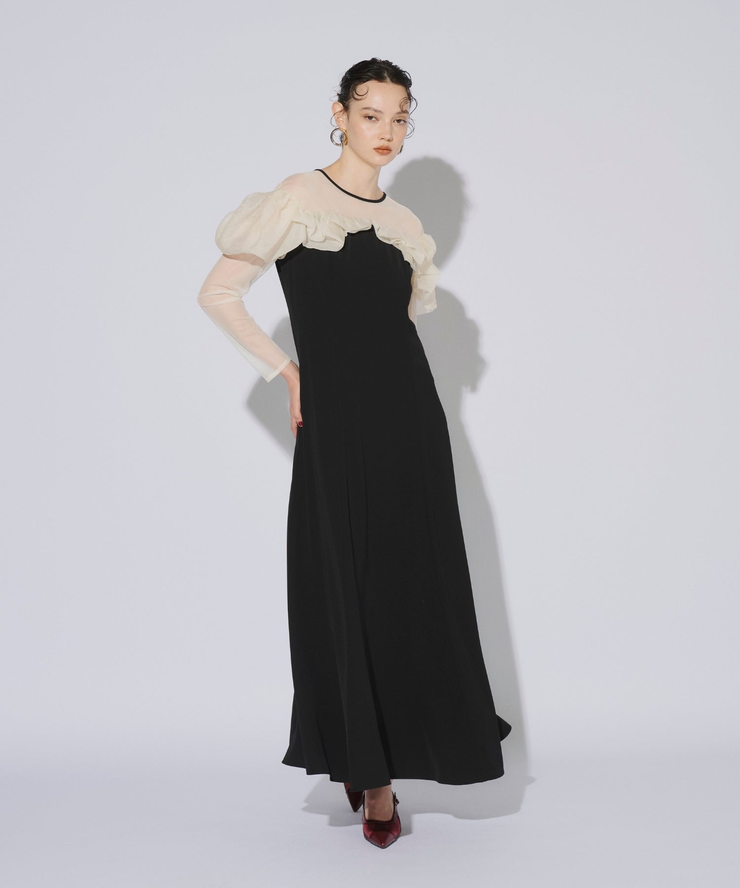 FRILLS FLARE DRESS