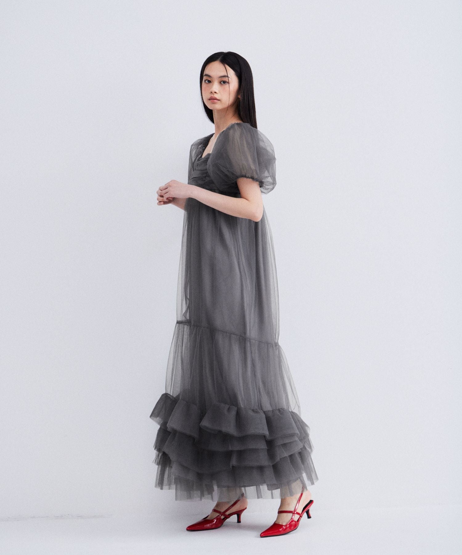 VOLUME TULLE PUFF SLEEVE DRESS