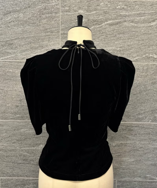 ACCENT CHOKER TOPS