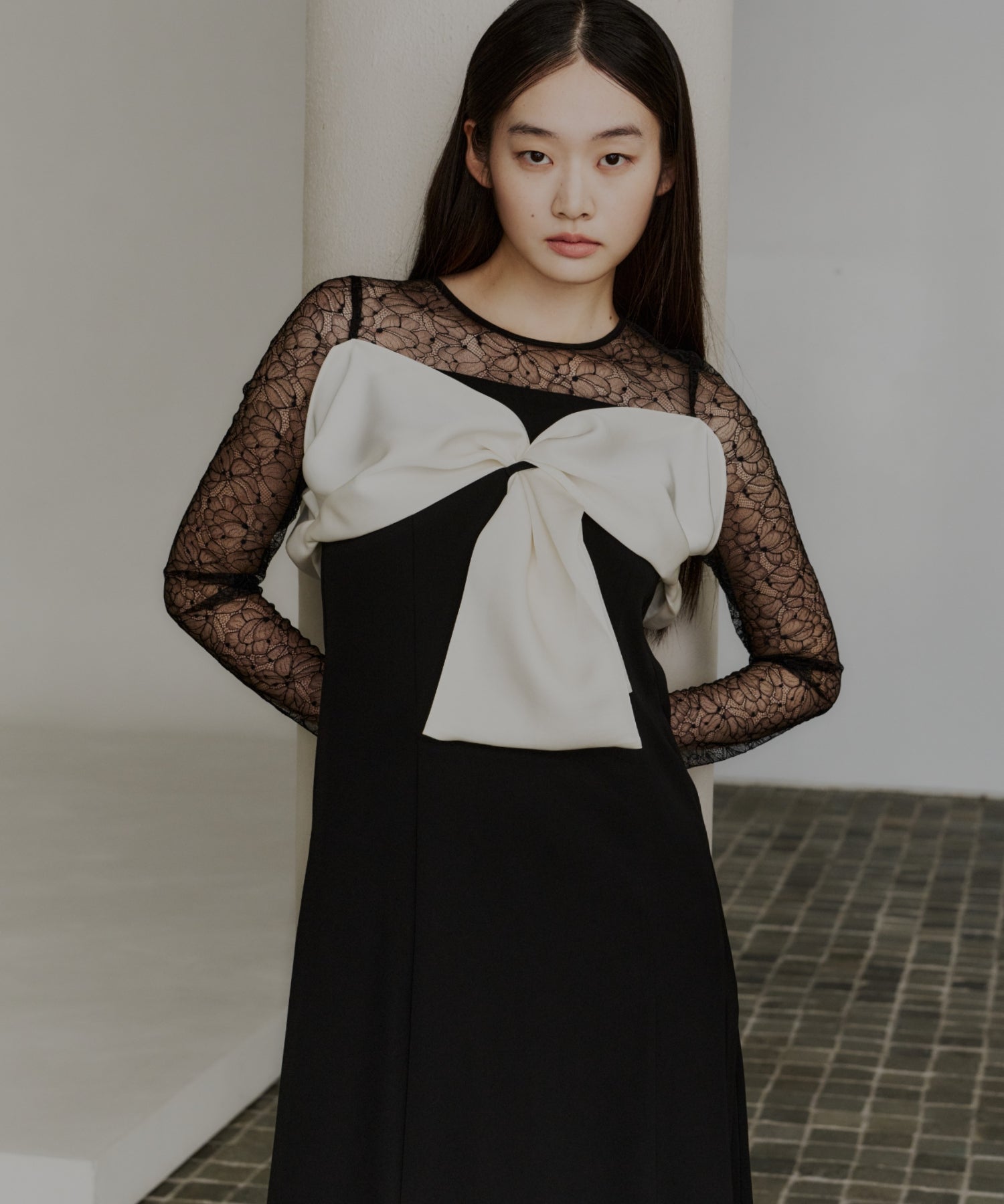 BIG RIBBON DRESS