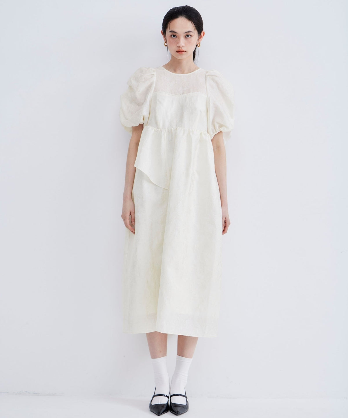 【POPUP】BUBBLE SLEEVE JACQUARD DRESS
