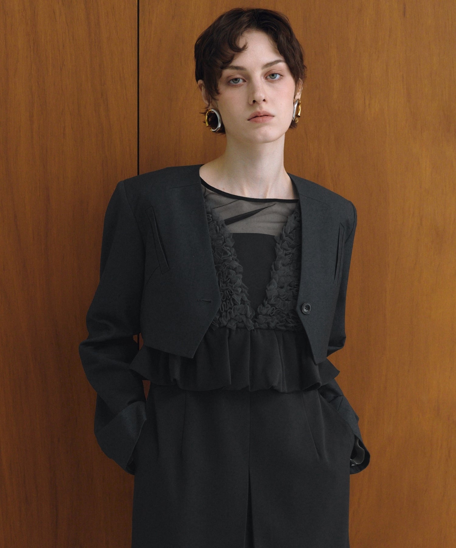 SLASH POCKETS CROPPED JACKET