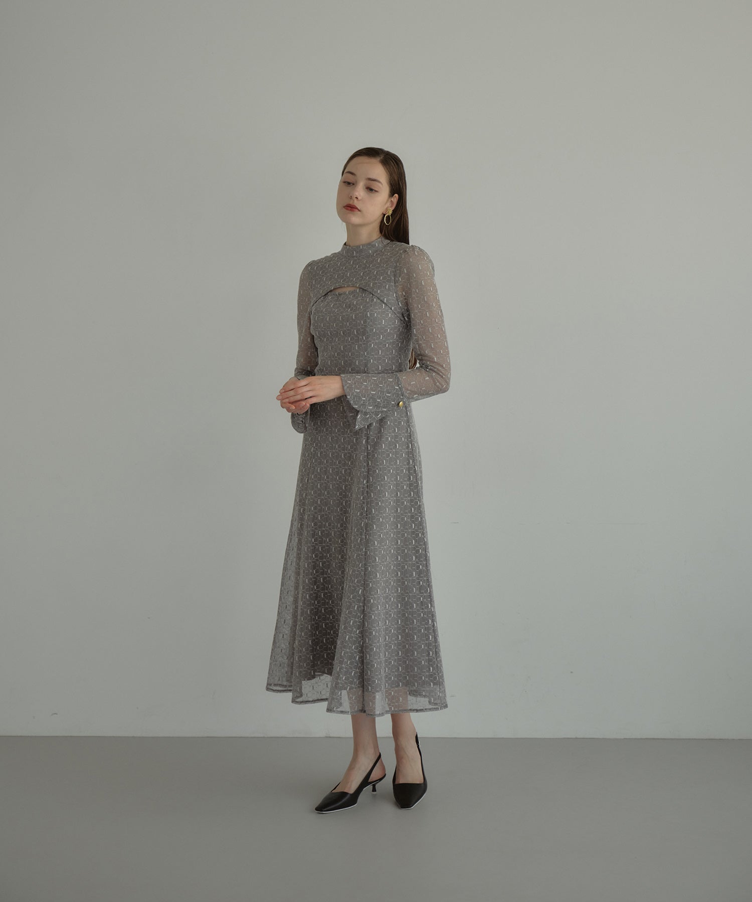 BACK OPEN GEOMETRIC DRESS