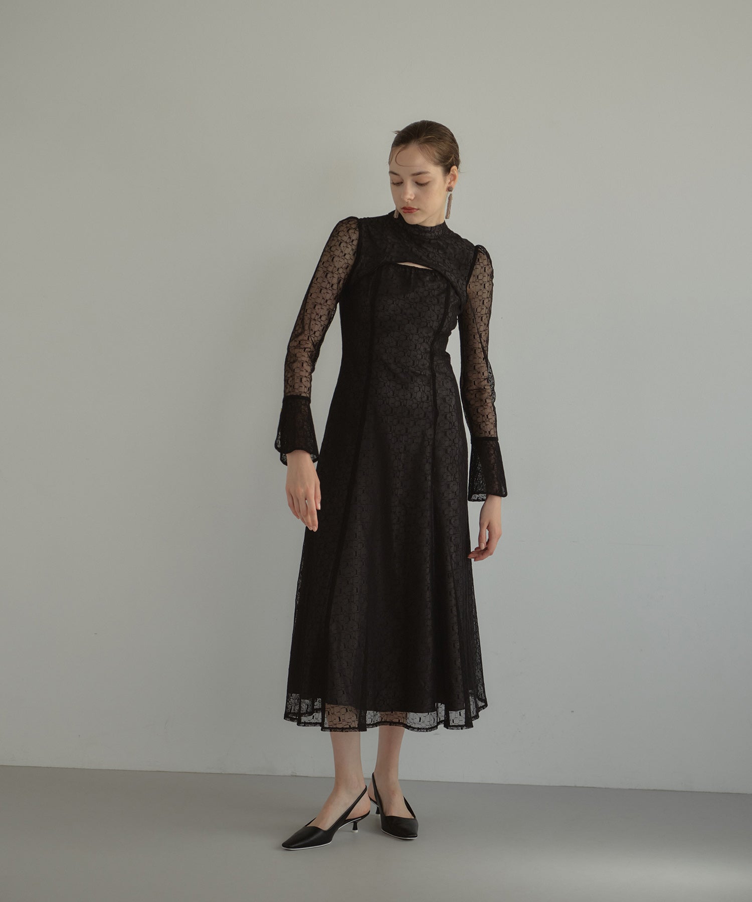 BACK OPEN GEOMETRIC DRESS