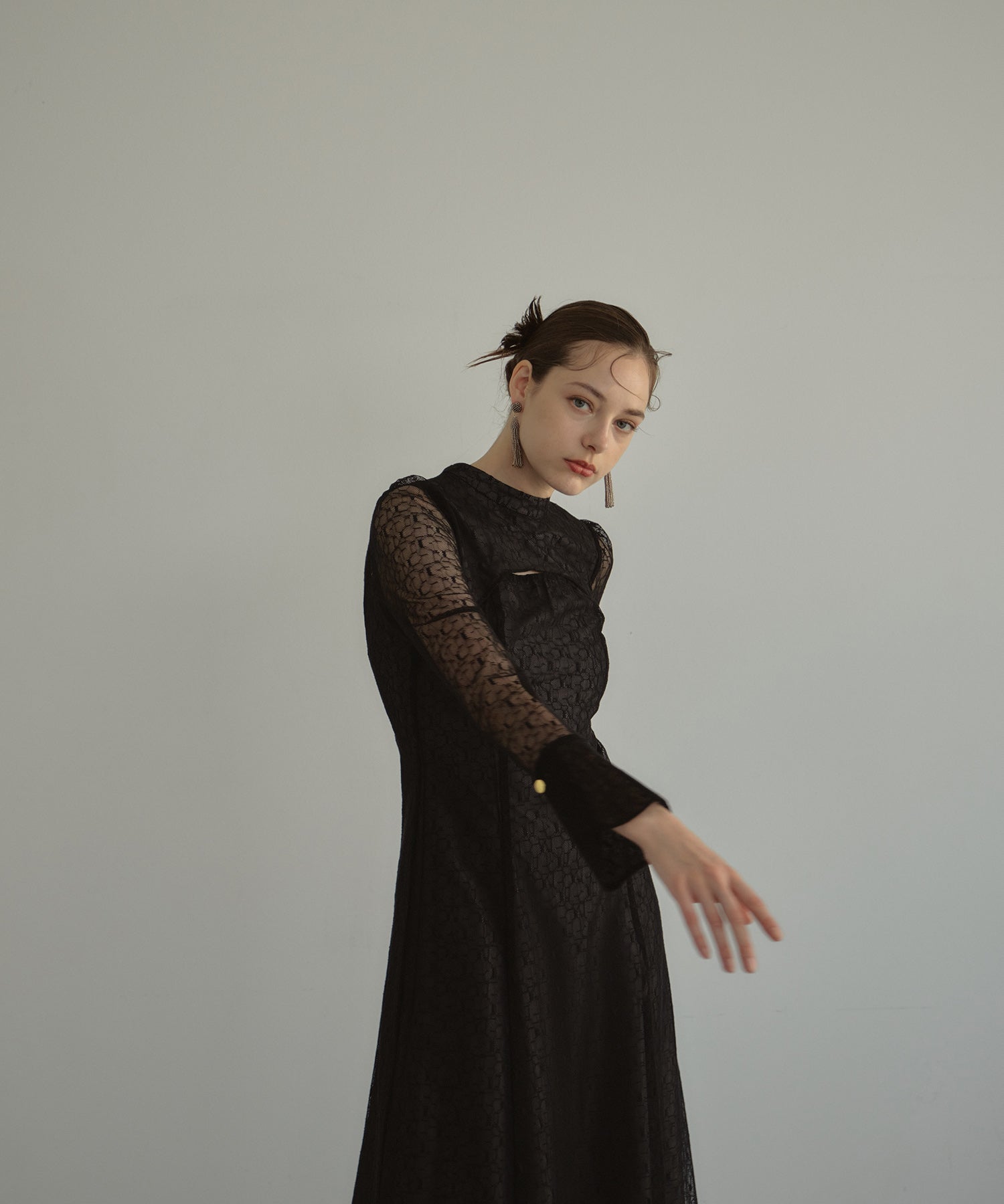 BACK OPEN GEOMETRIC DRESS