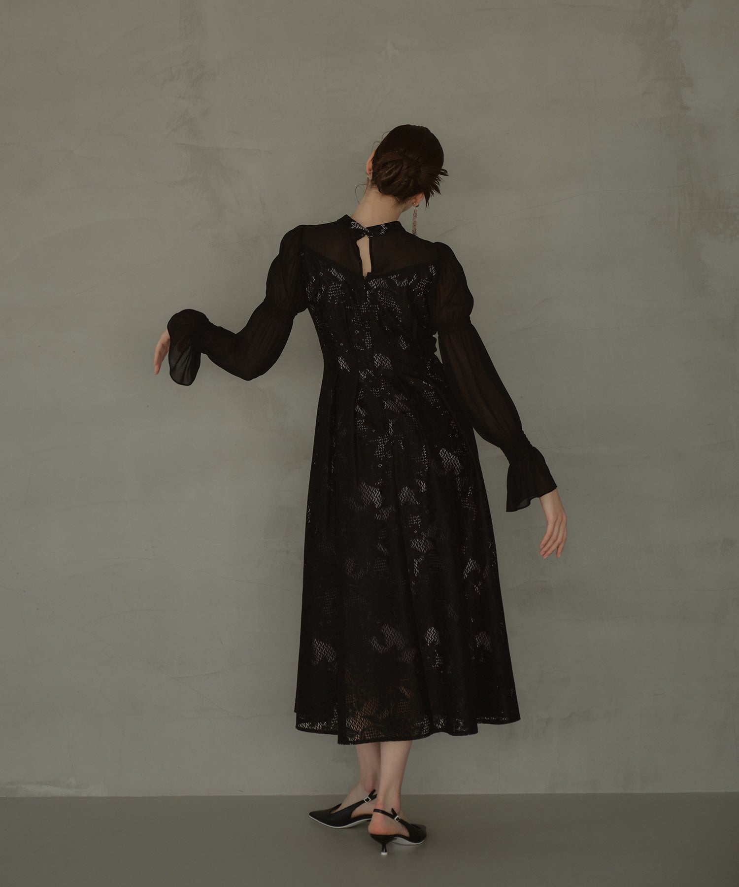 ASYMMETRY TACK DRESS