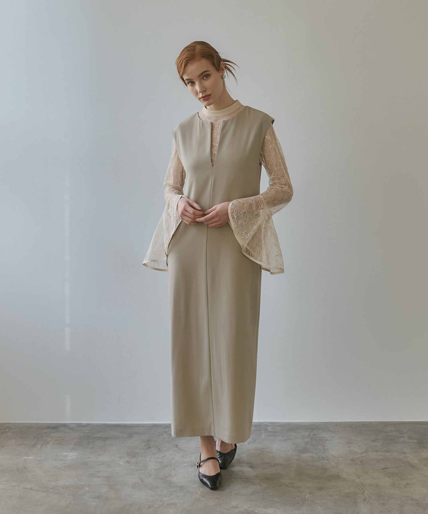 BELL SLEEVE SLIT DRESS