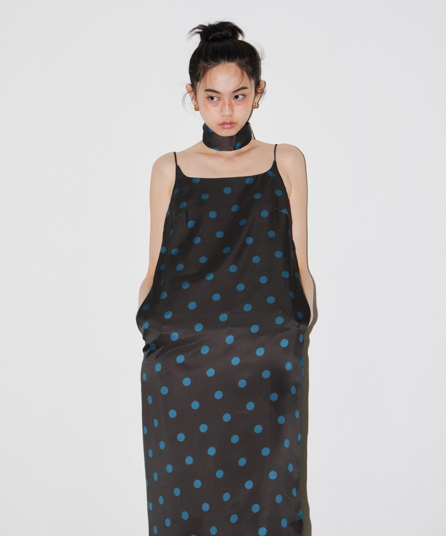 【POPUP】MINIMAL DOT SATIN DRESS