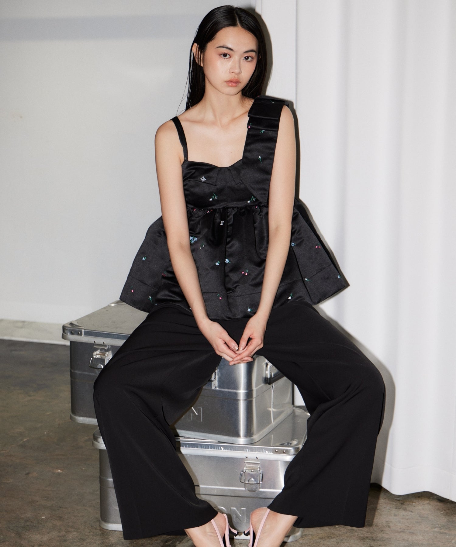 【POPUP】ASYMMETRY RIBBON SET UP