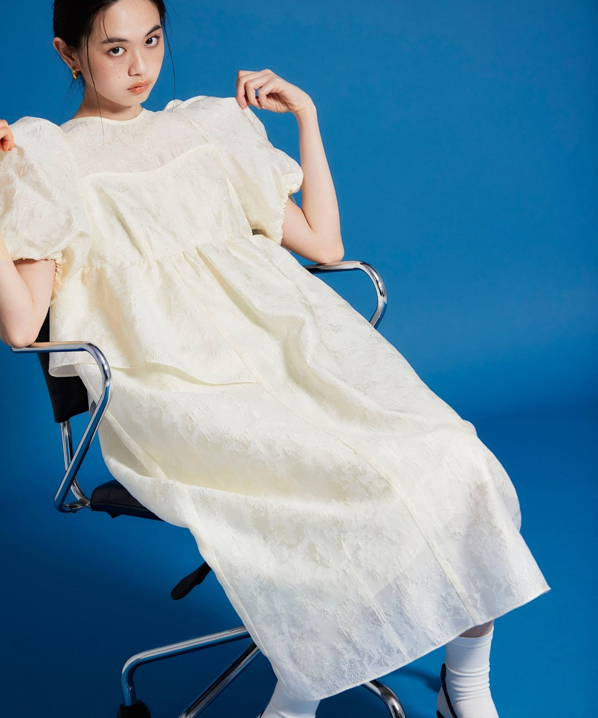 【POPUP】BUBBLE SLEEVE JACQUARD DRESS