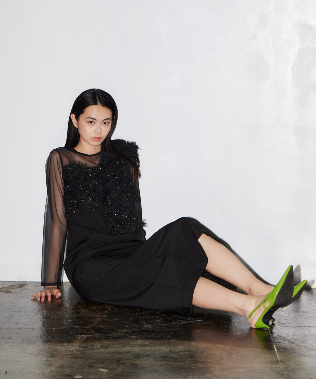 FRINGE GLITTER KNOT DRESS