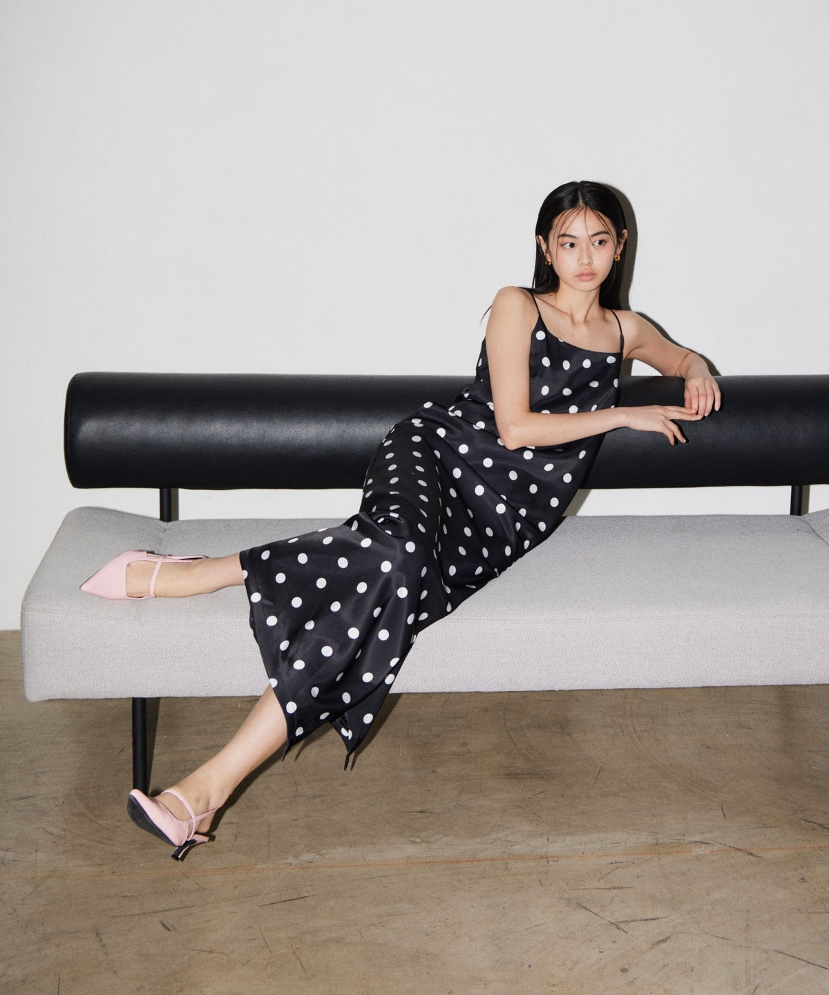 【POPUP】MINIMAL DOT SATIN DRESS