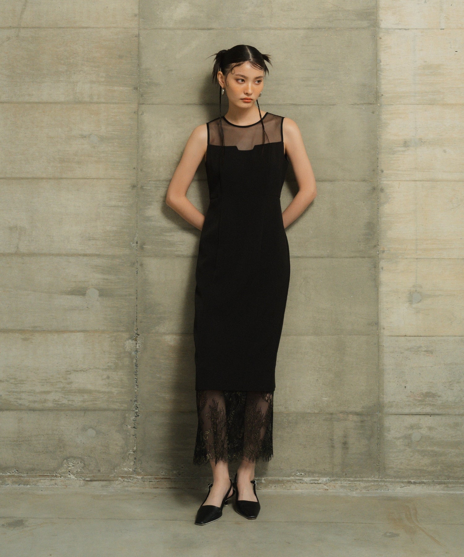 HEM LACE DRESS