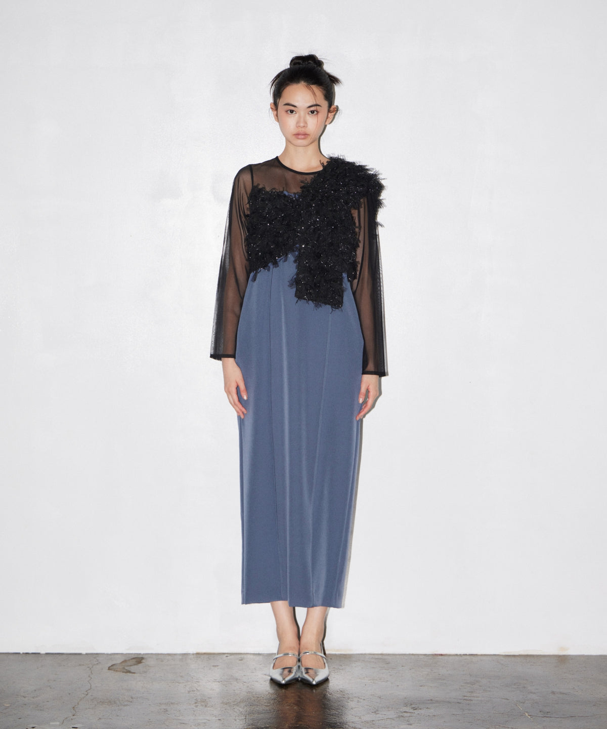 FRINGE GLITTER KNOT DRESS
