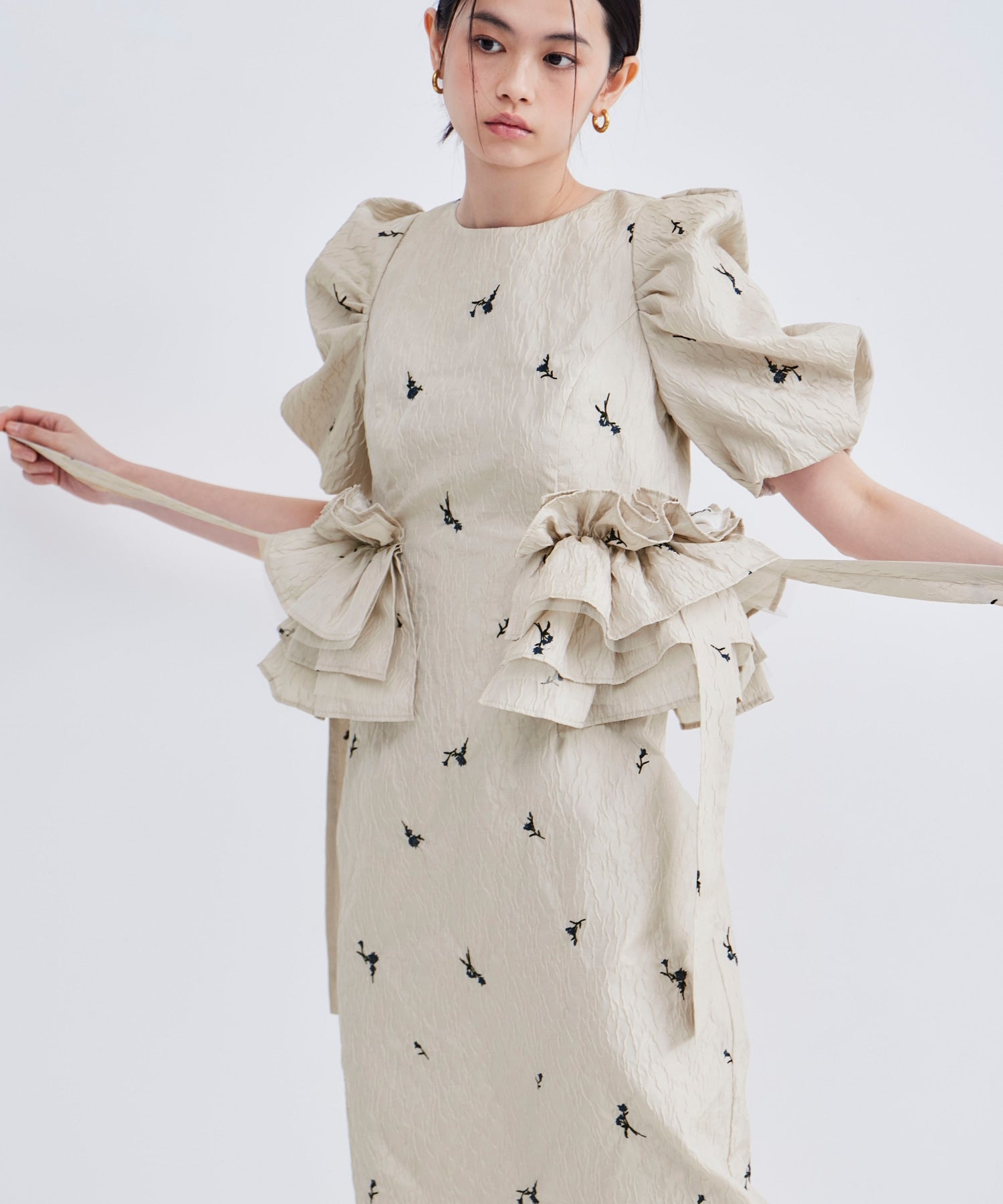 【POPUP】BLOSSOM FRILL DRESS