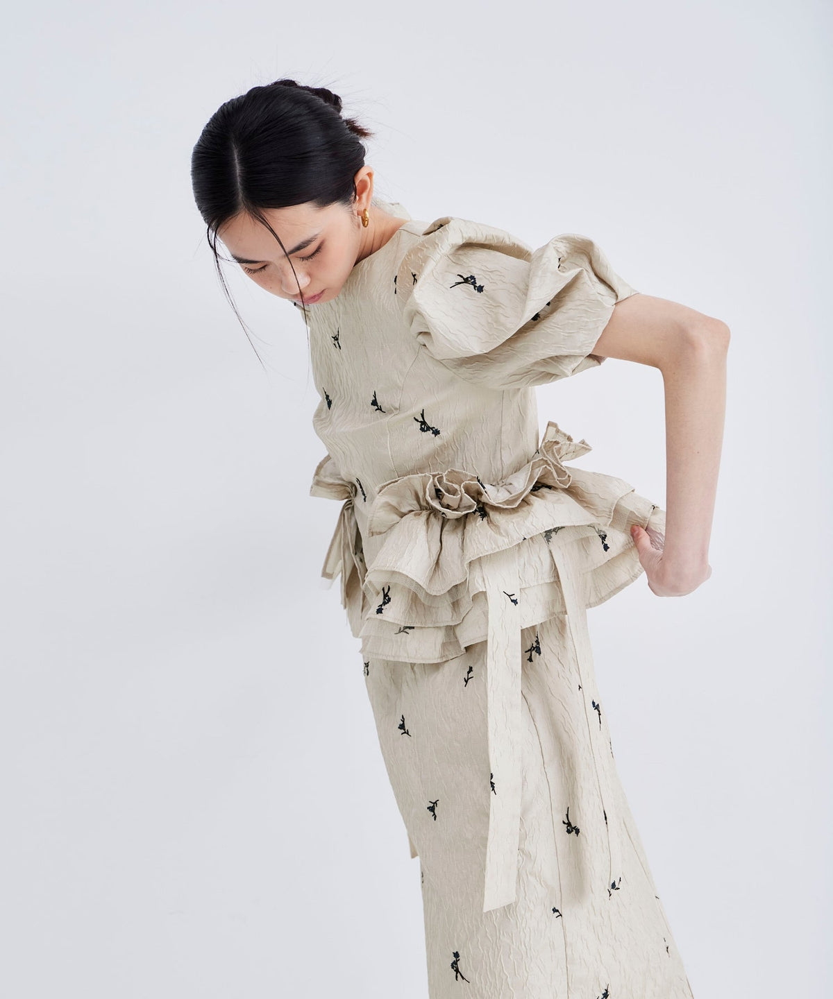 【POPUP】BLOSSOM FRILL DRESS