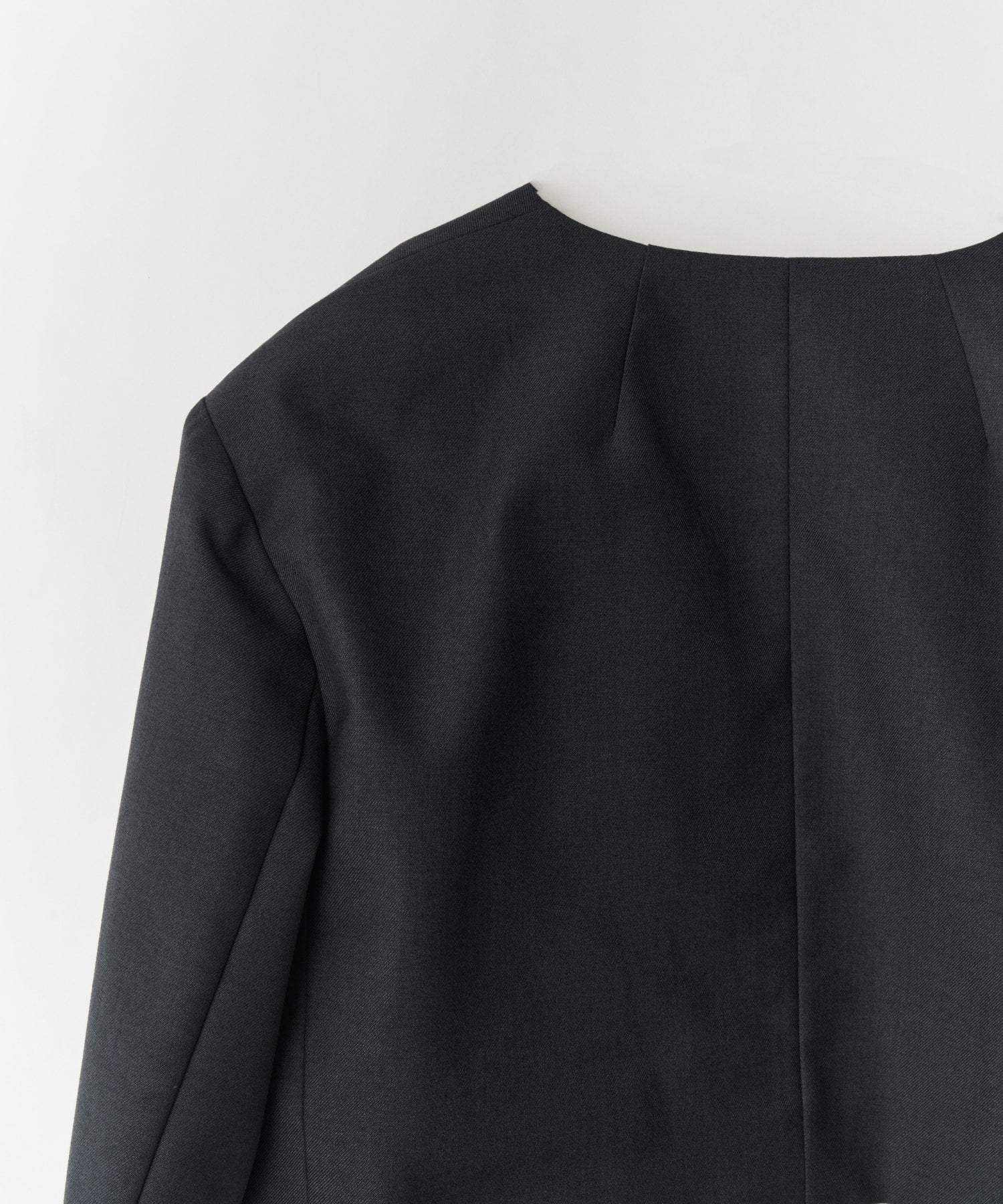 SLASH POCKETS CROPPED JACKET