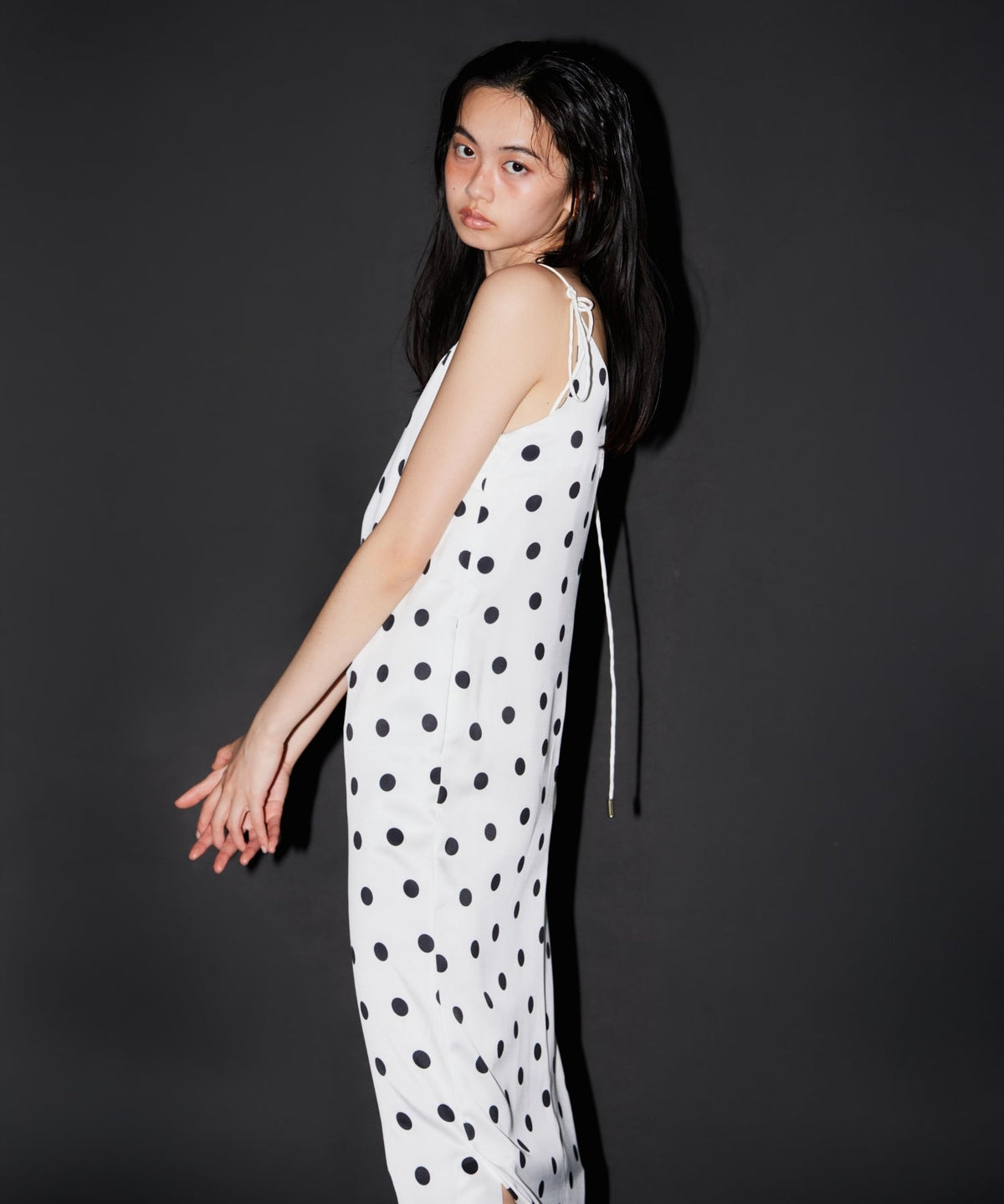 【POPUP】MINIMAL DOT SATIN DRESS