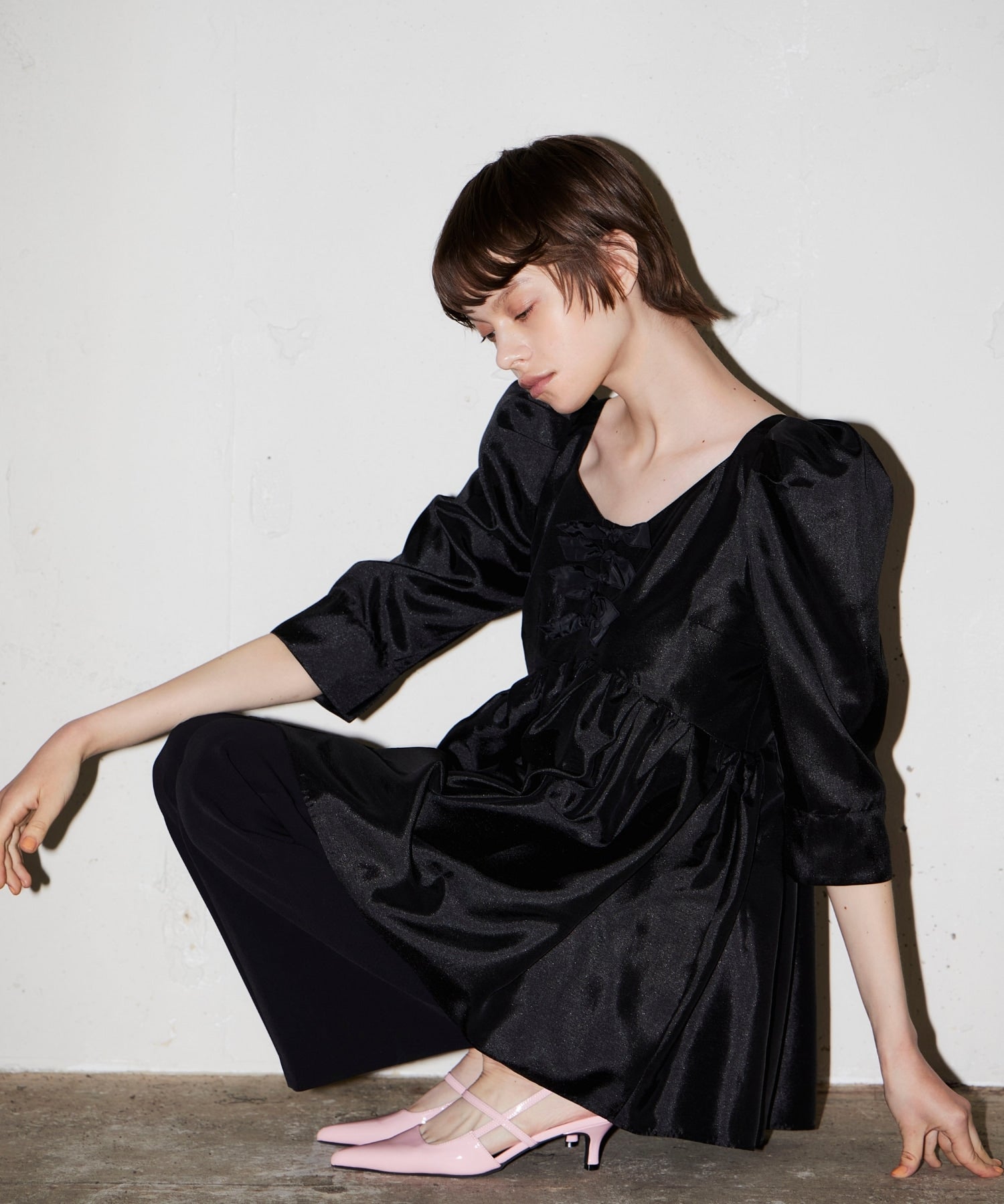 EDGE RIBBON SETUP DRESS