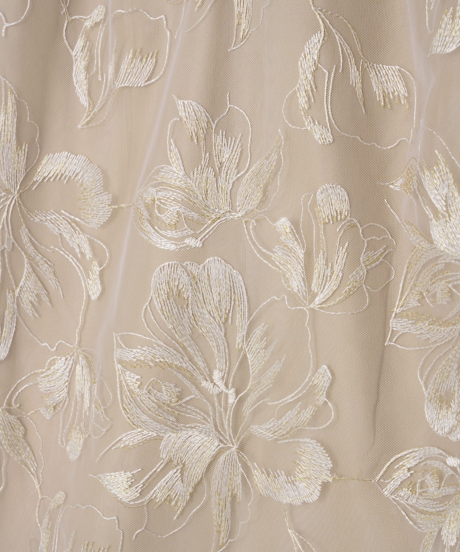 PLEATED FRONT FLOWER DRESS