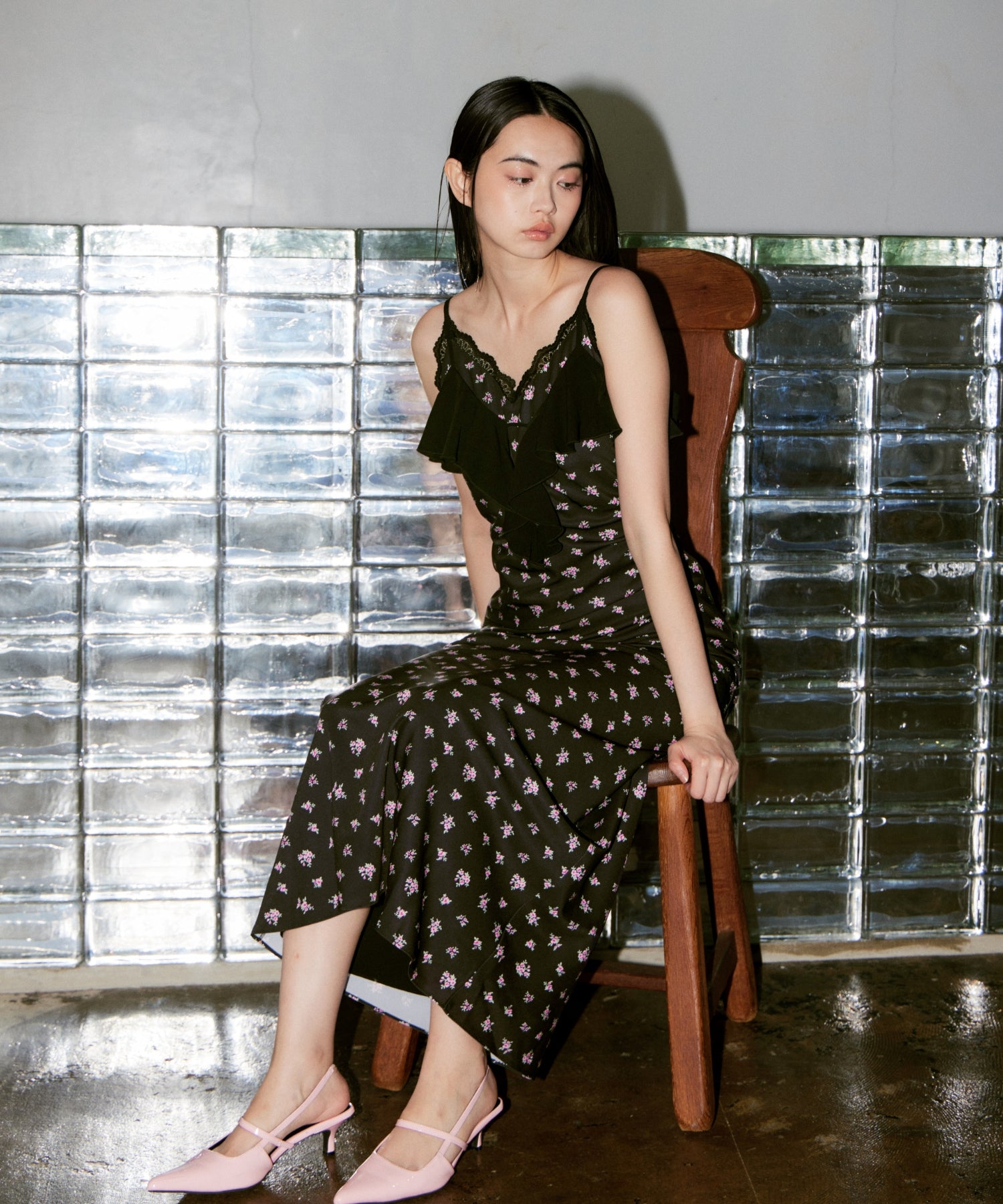 PRINT RUFFLE CUP IN DRESS