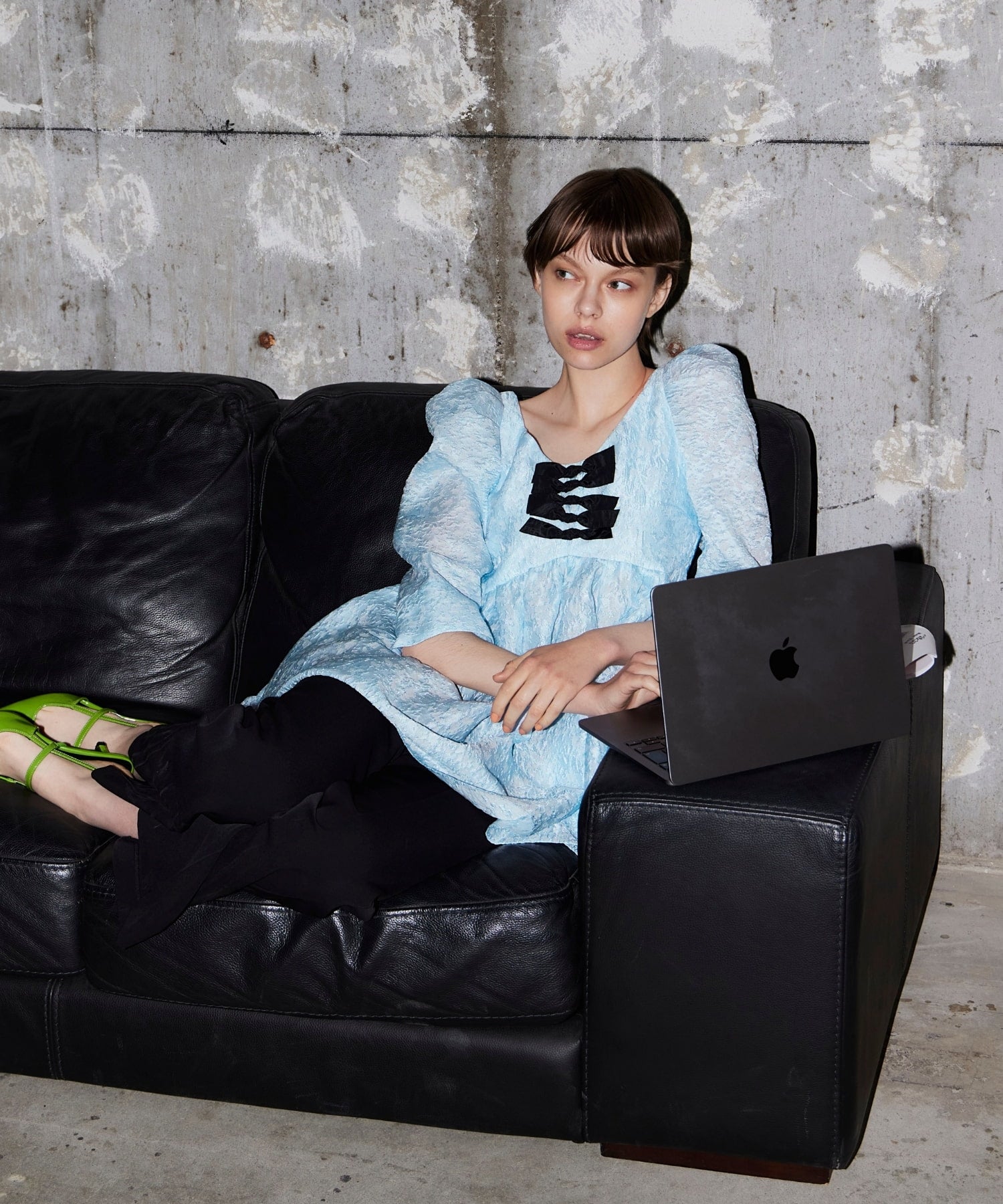 EDGE RIBBON SETUP DRESS
