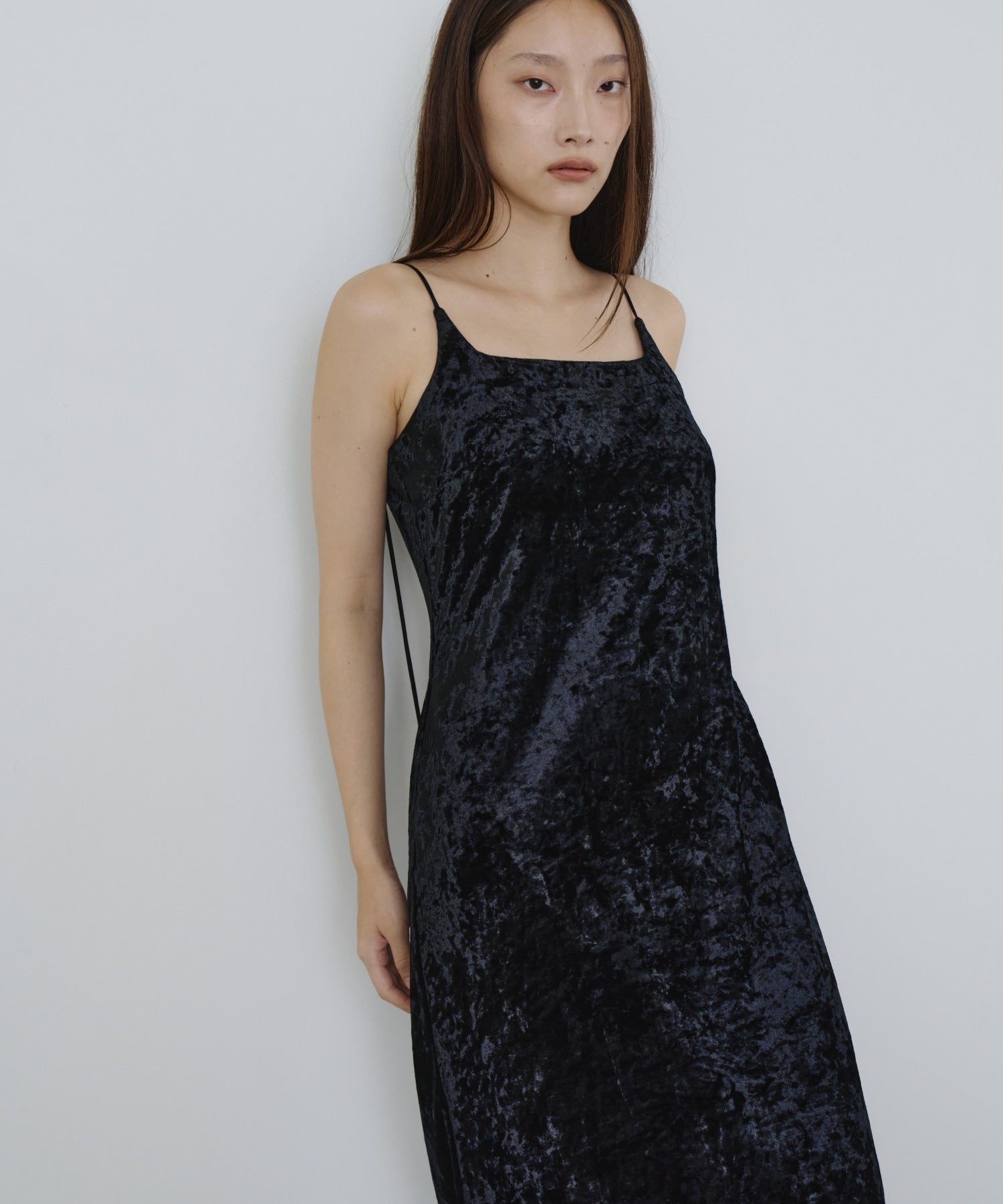 CURVED SQUARE VELOUR DRESS