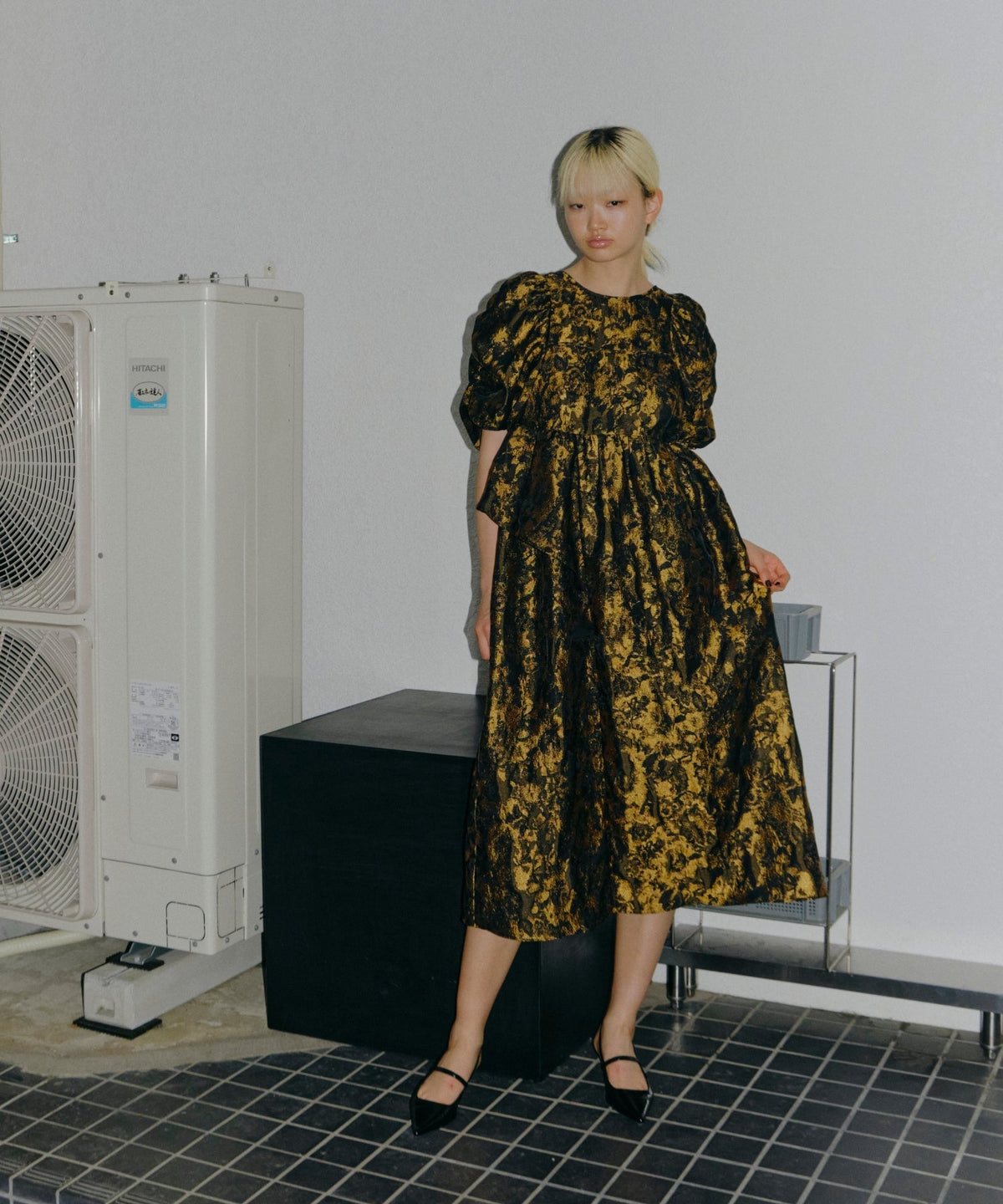 【POPUP】BUBBLE SLEEVE JACQUARD DRESS