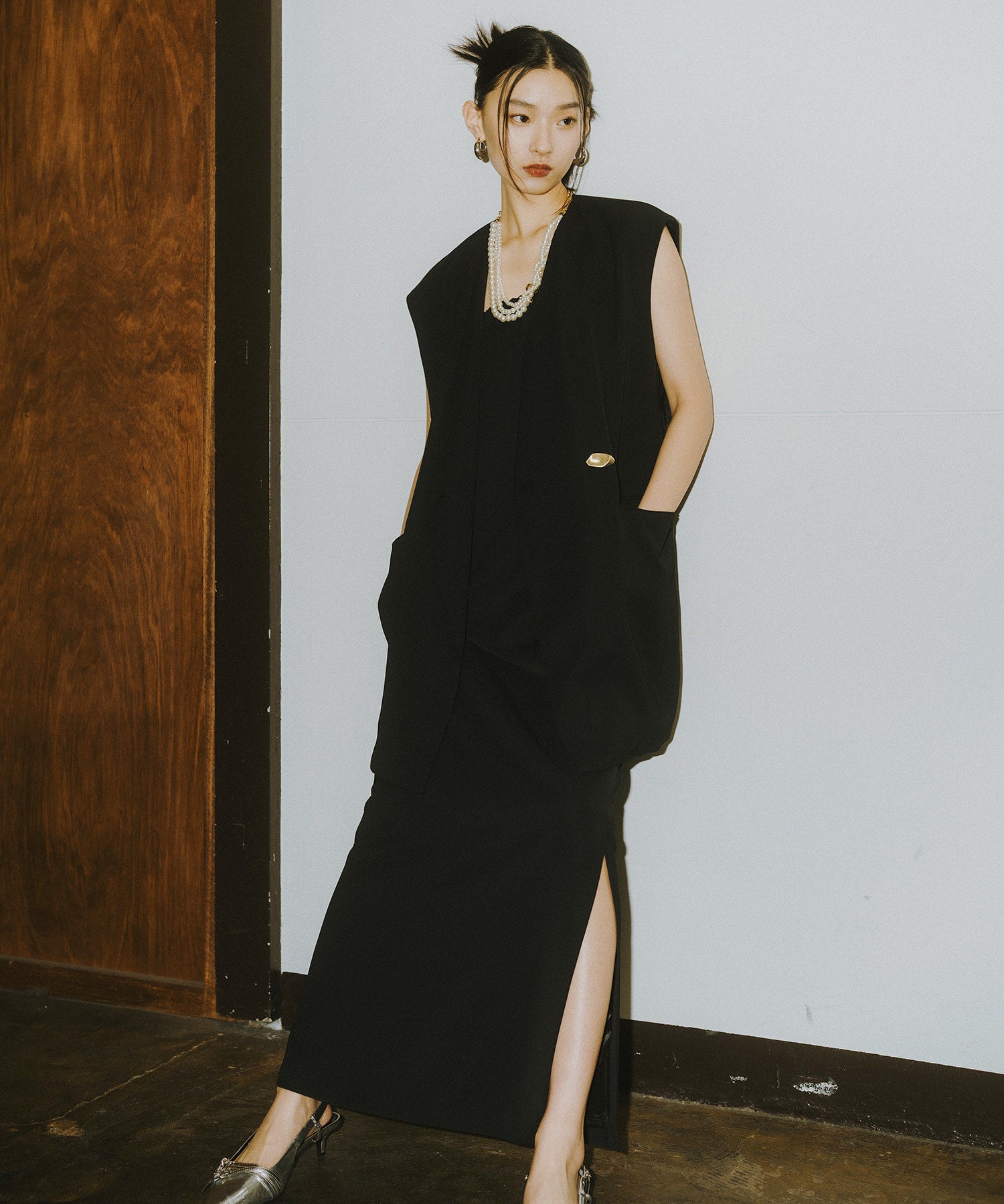BACK SHEER GILET SETUP DRESS