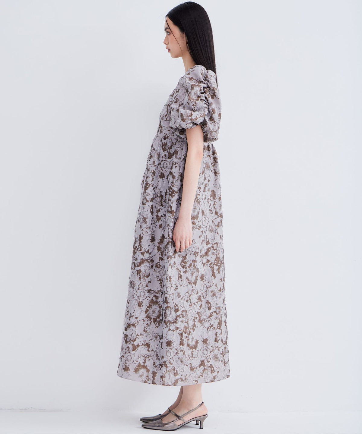 【POPUP】BUBBLE SLEEVE JACQUARD DRESS