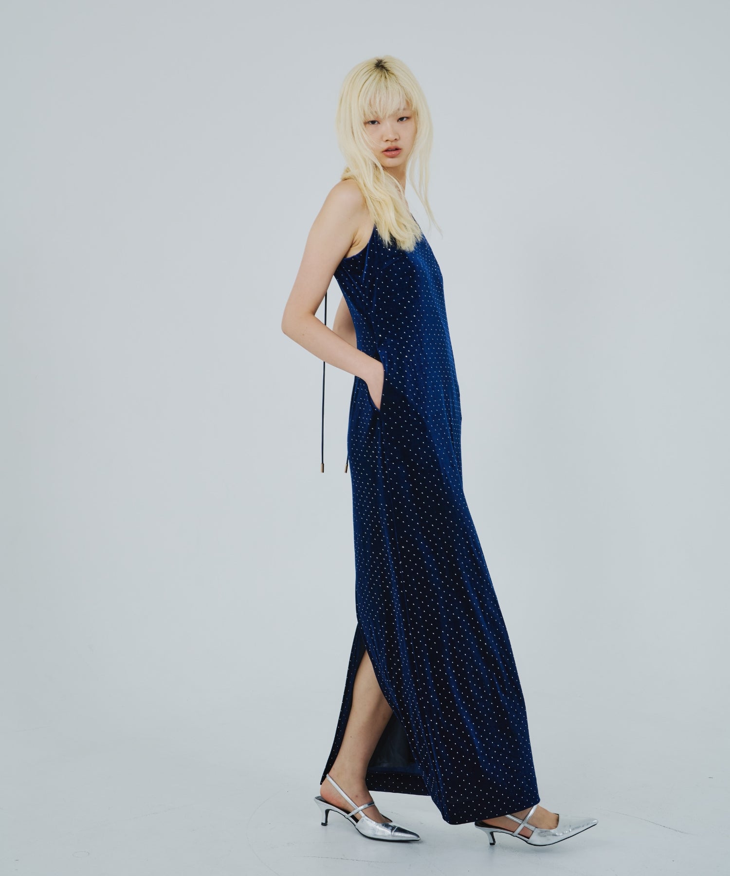 CURVED SQUARE VELOUR DRESS
