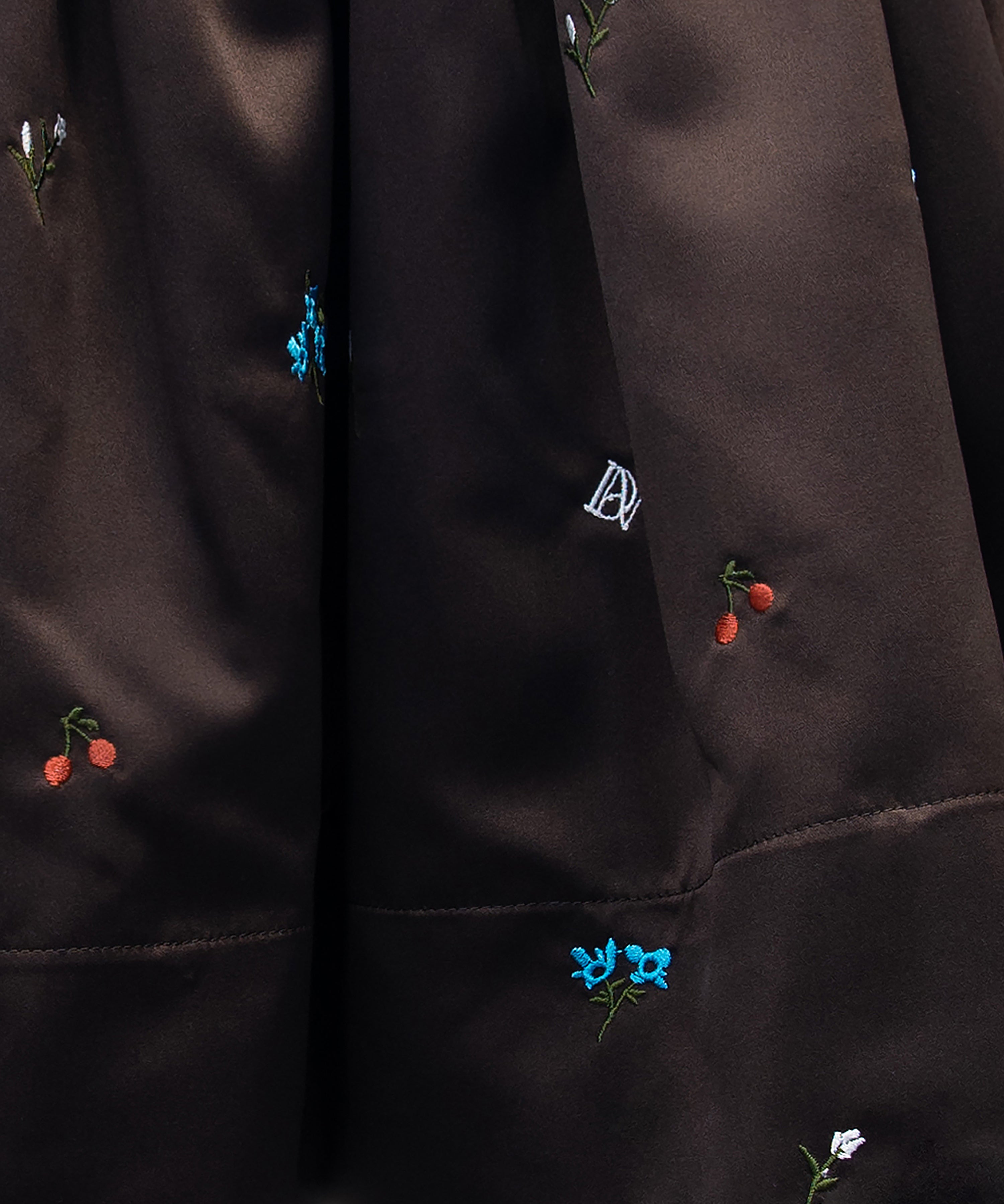 【POPUP】ASYMMETRY RIBBON SET UP