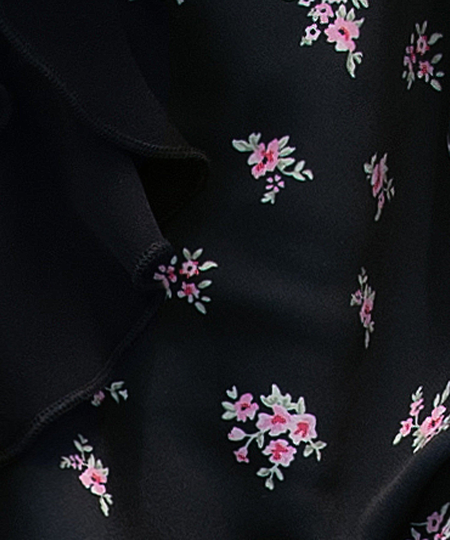 PRINT RUFFLE CUP IN DRESS