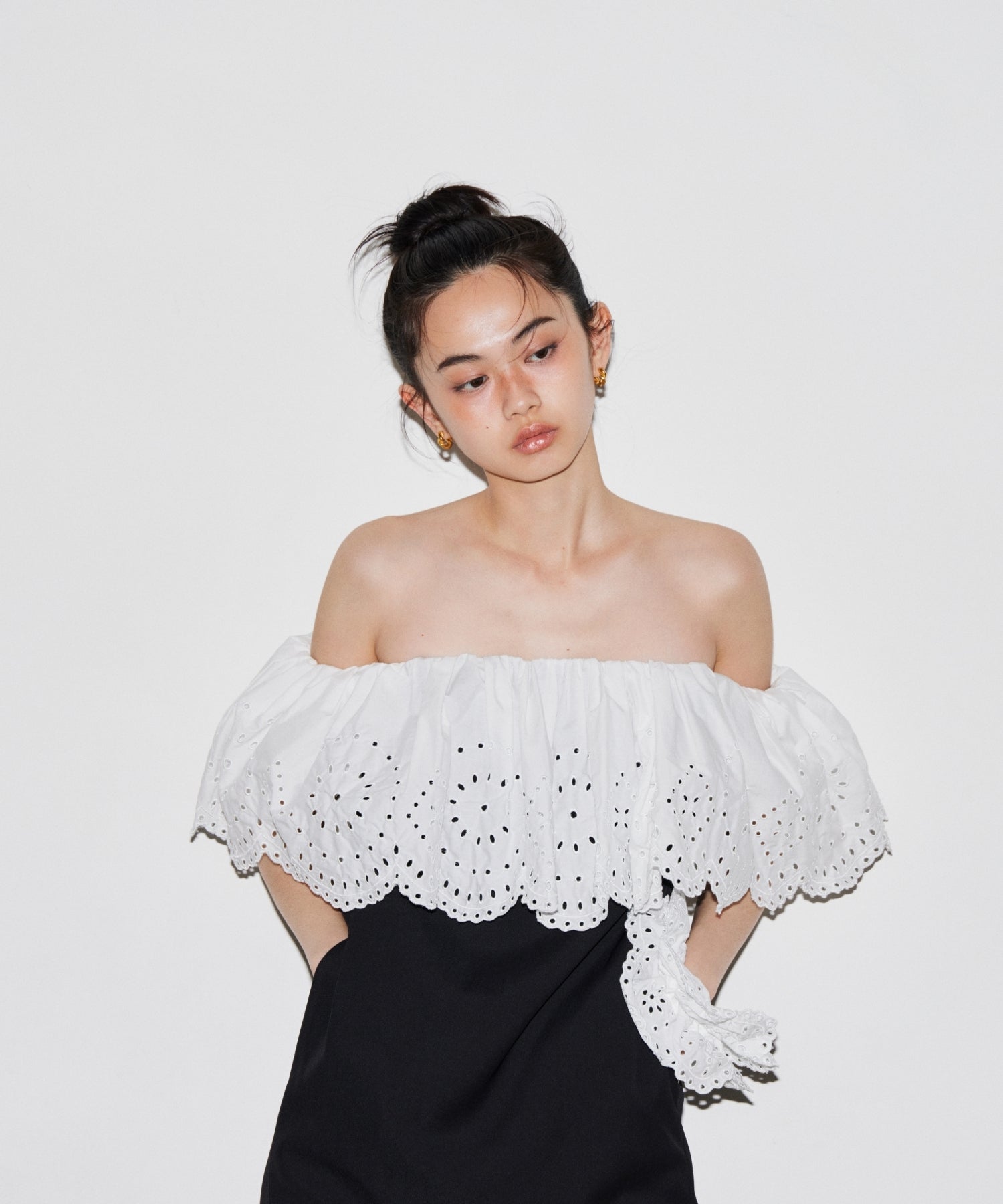 CUTWORK FRILL DRESS